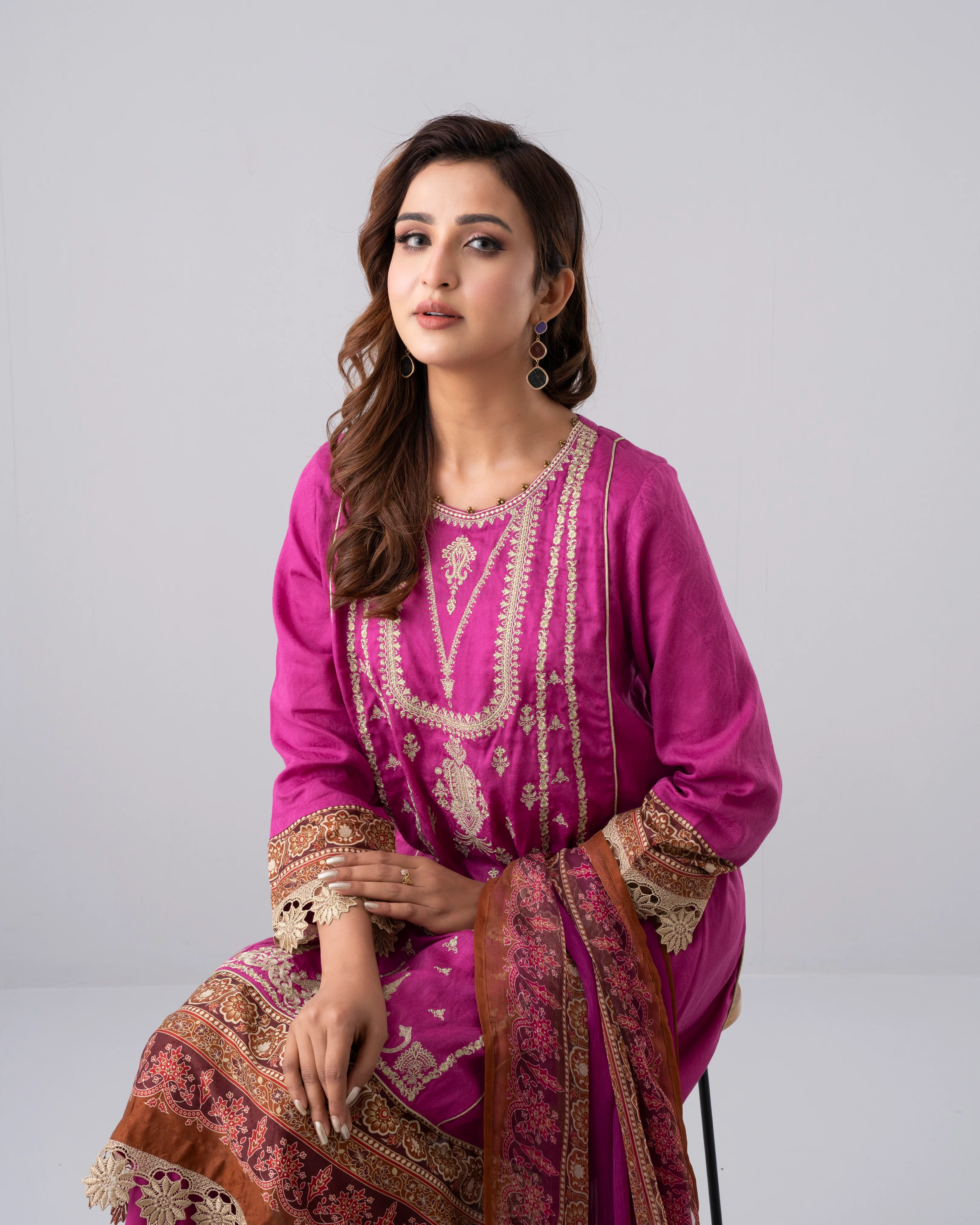 Smart Fit Embroidered Three-Piece Lawn with Chiffon Dupatta - Image 7