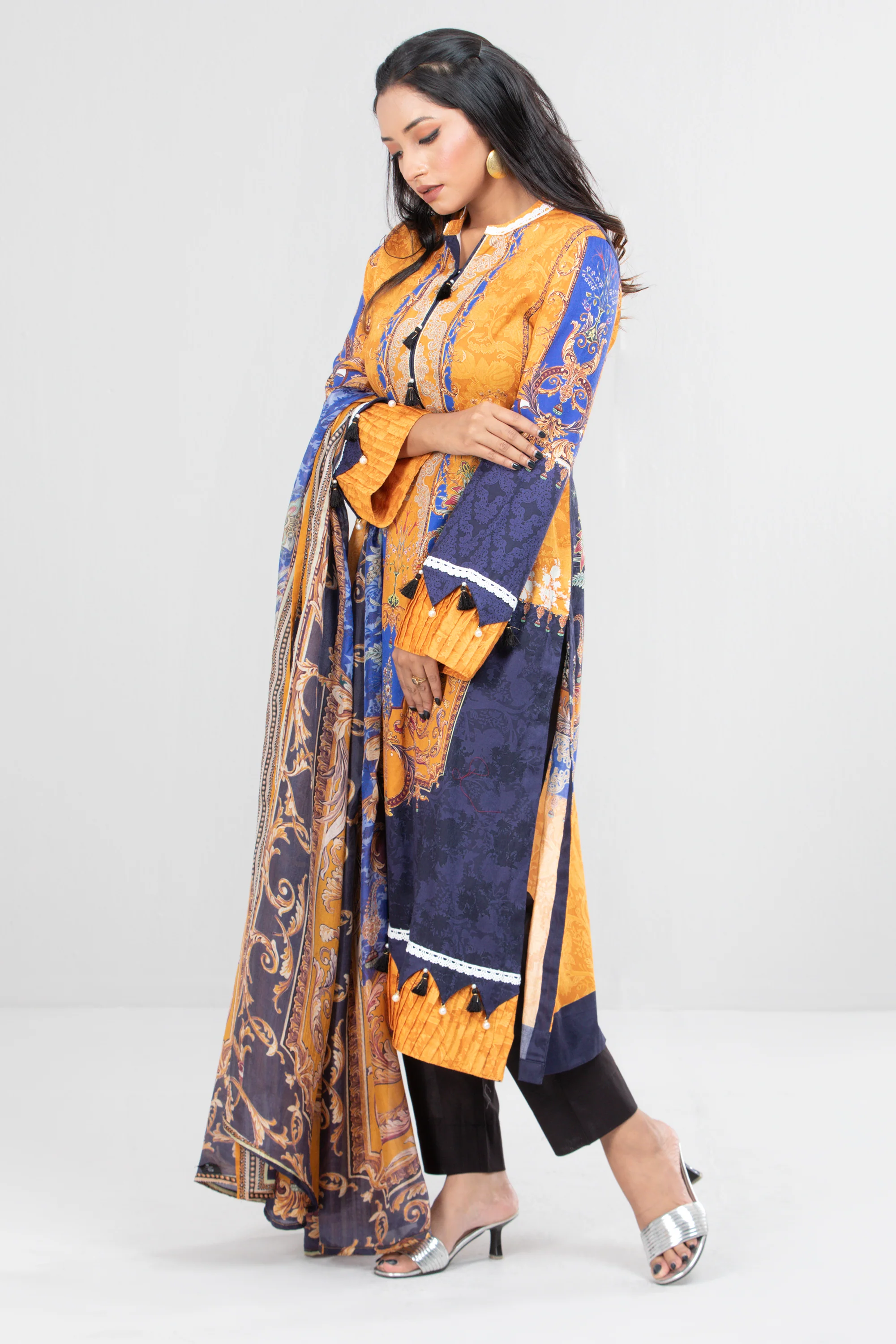 Smart Fit Printed Three Piece Lawn - Image 8