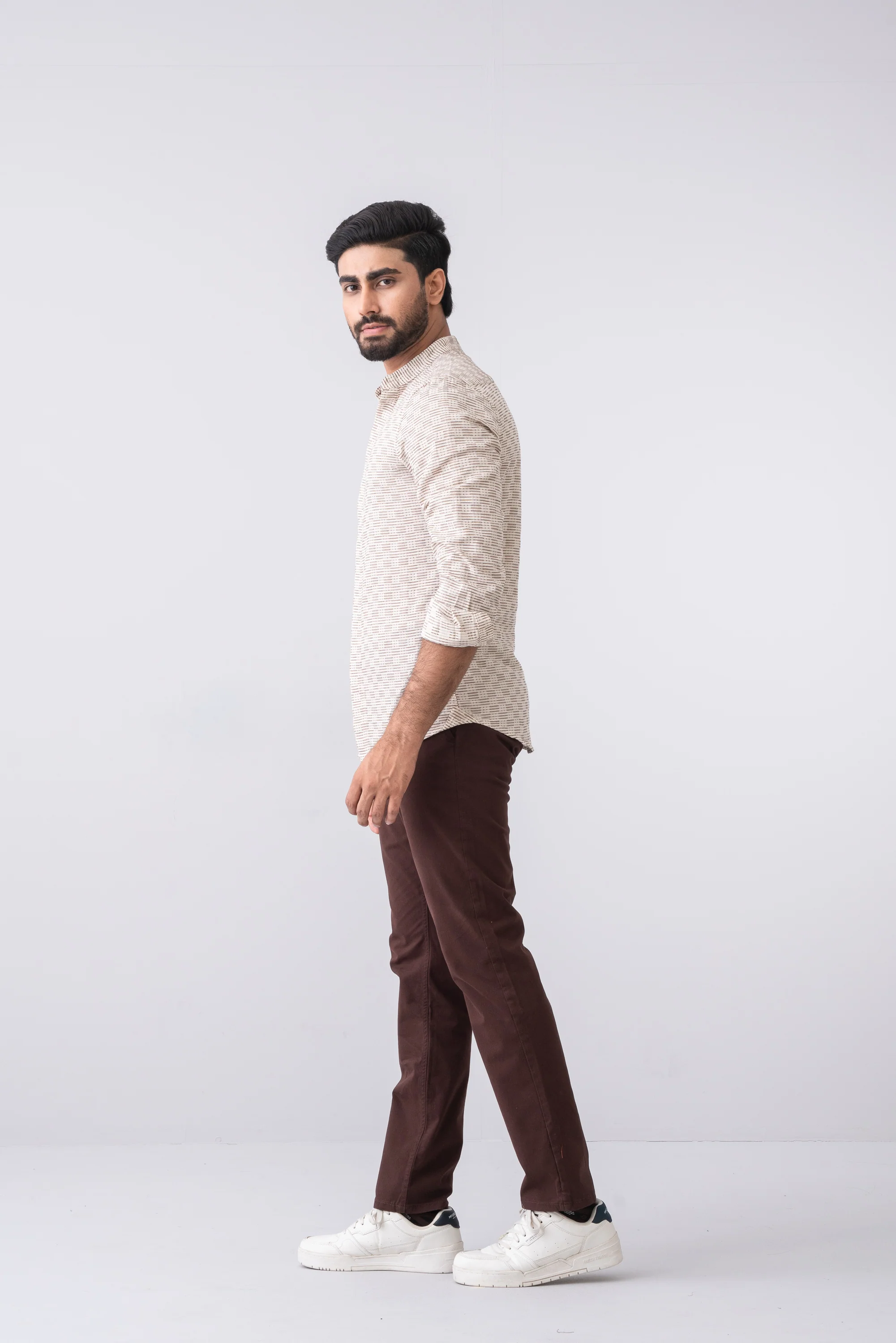 Slim Fit Textured Casual Shirt - Image 3