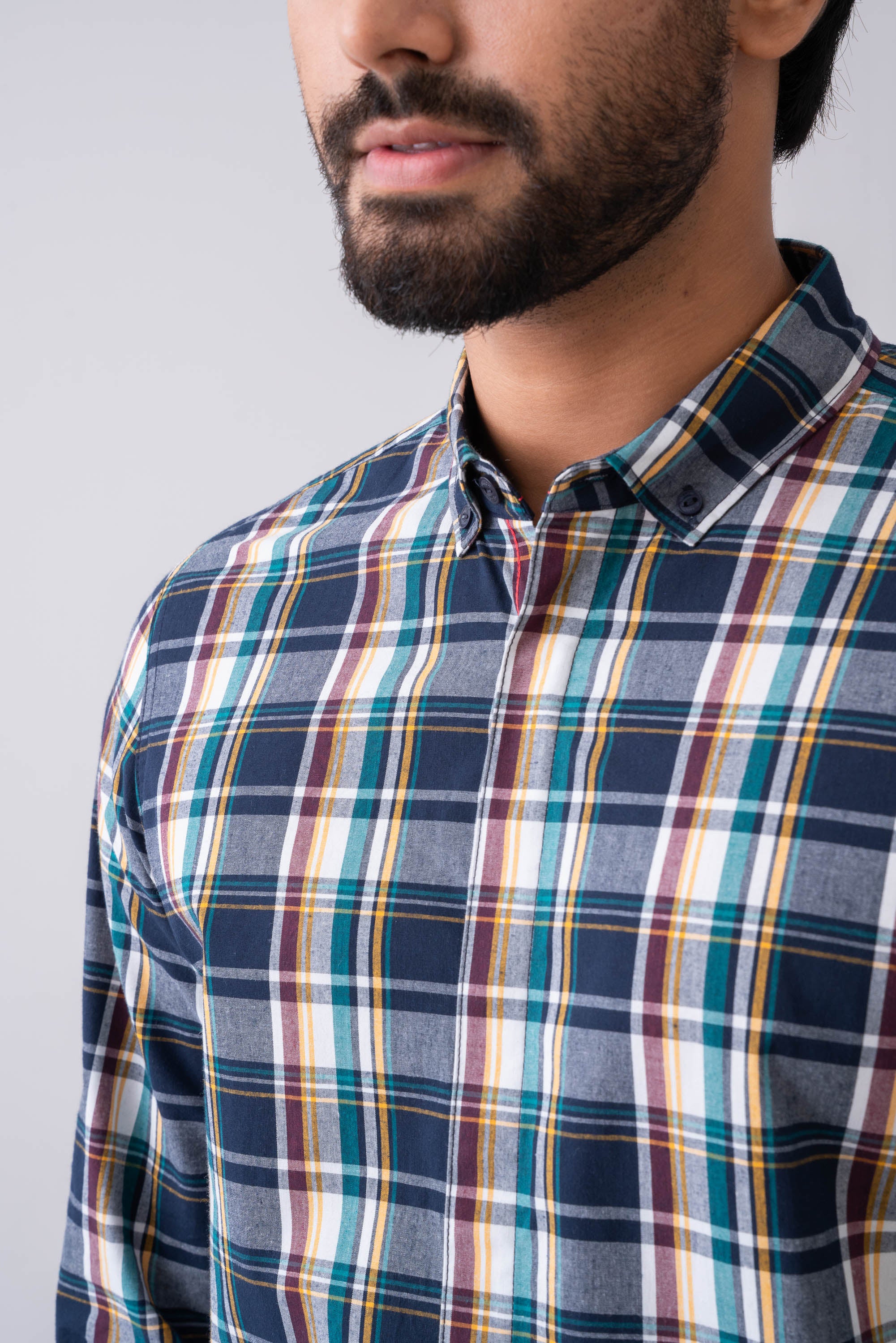 Regular Fit Checkered Casual Shirt - Image 5
