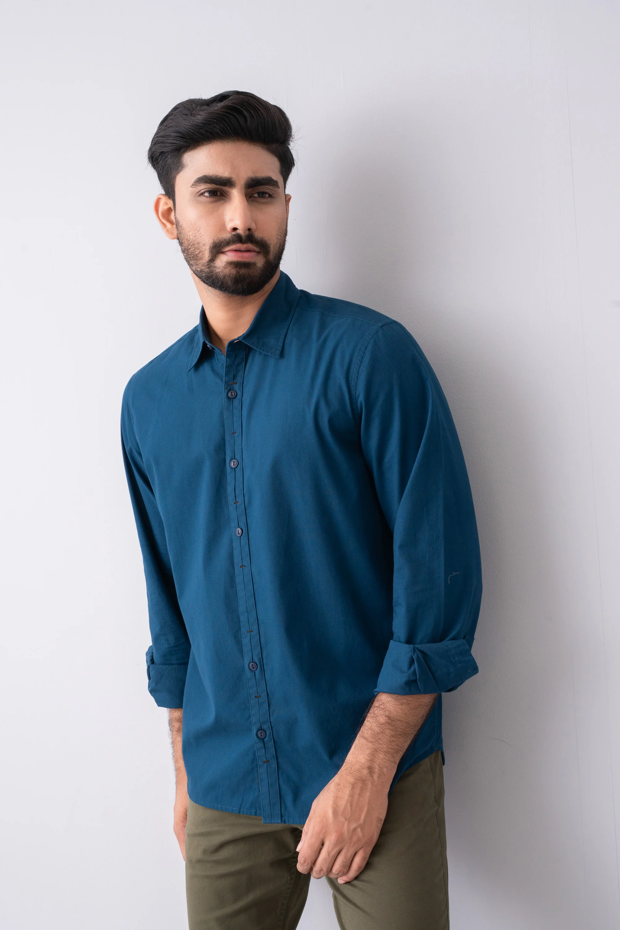 Regular Fit Solid Casual Shirt - Image 3