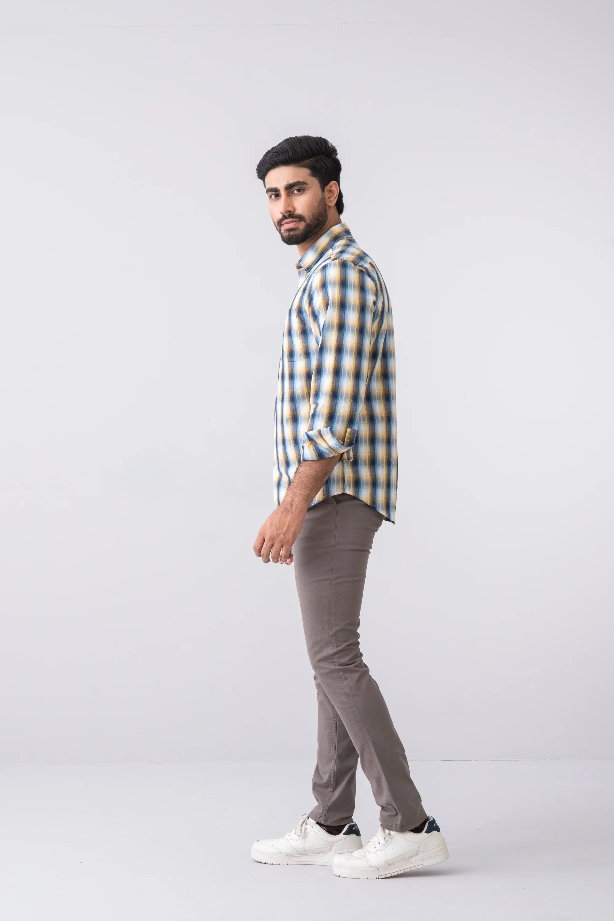 Regular Fit Checkered Casual Shirt - Image 3