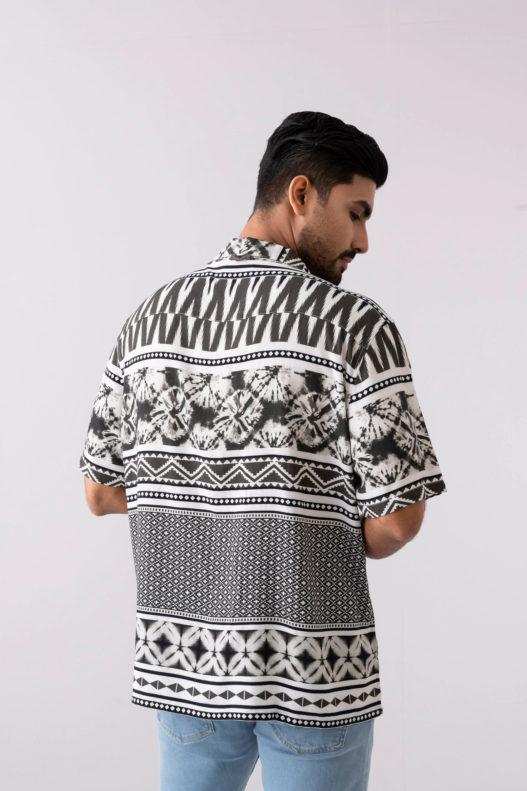 Boxy Fit Printed Casual Shirt - Image 4
