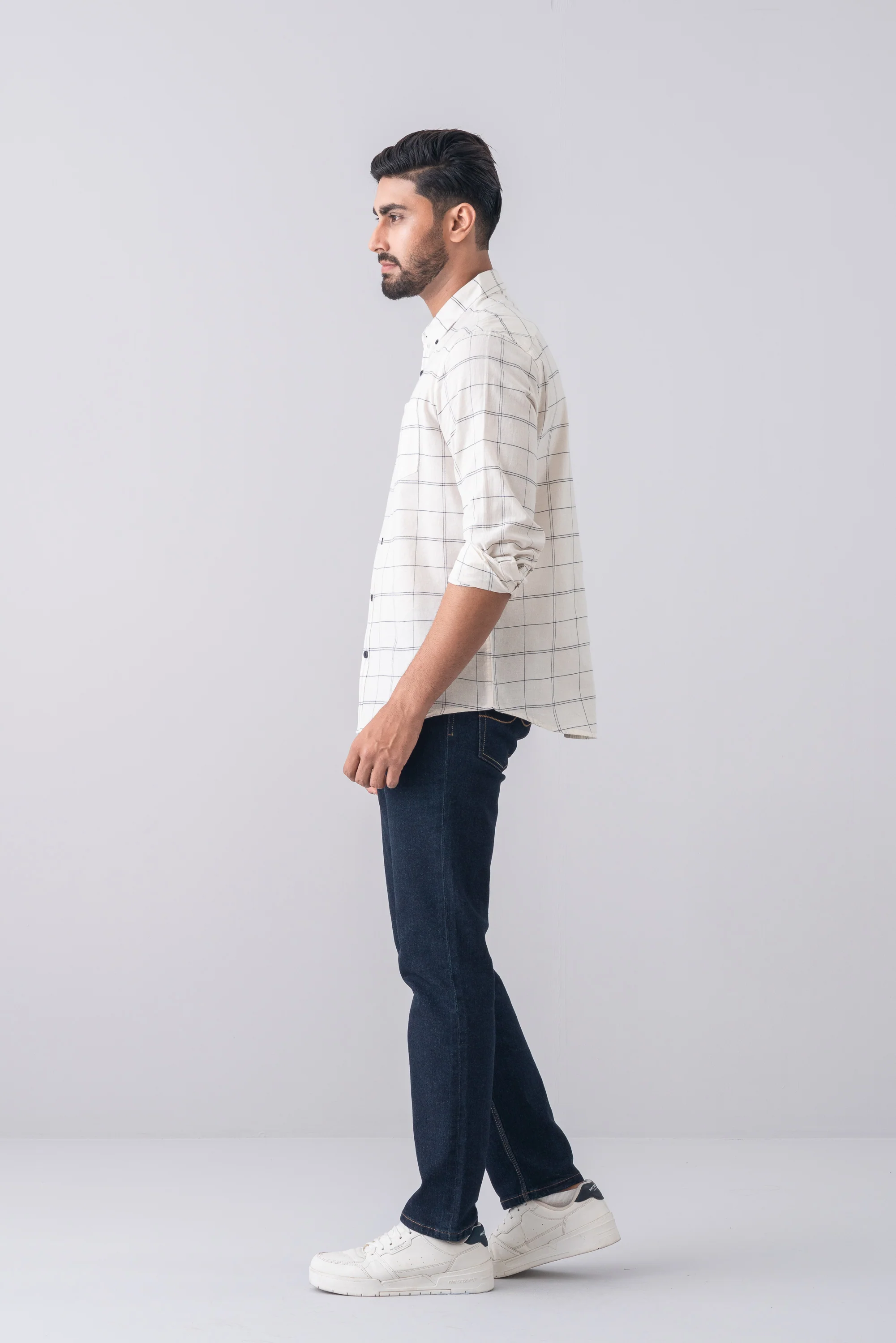 Regular Fit Checkered Casual Shirt - Image 3