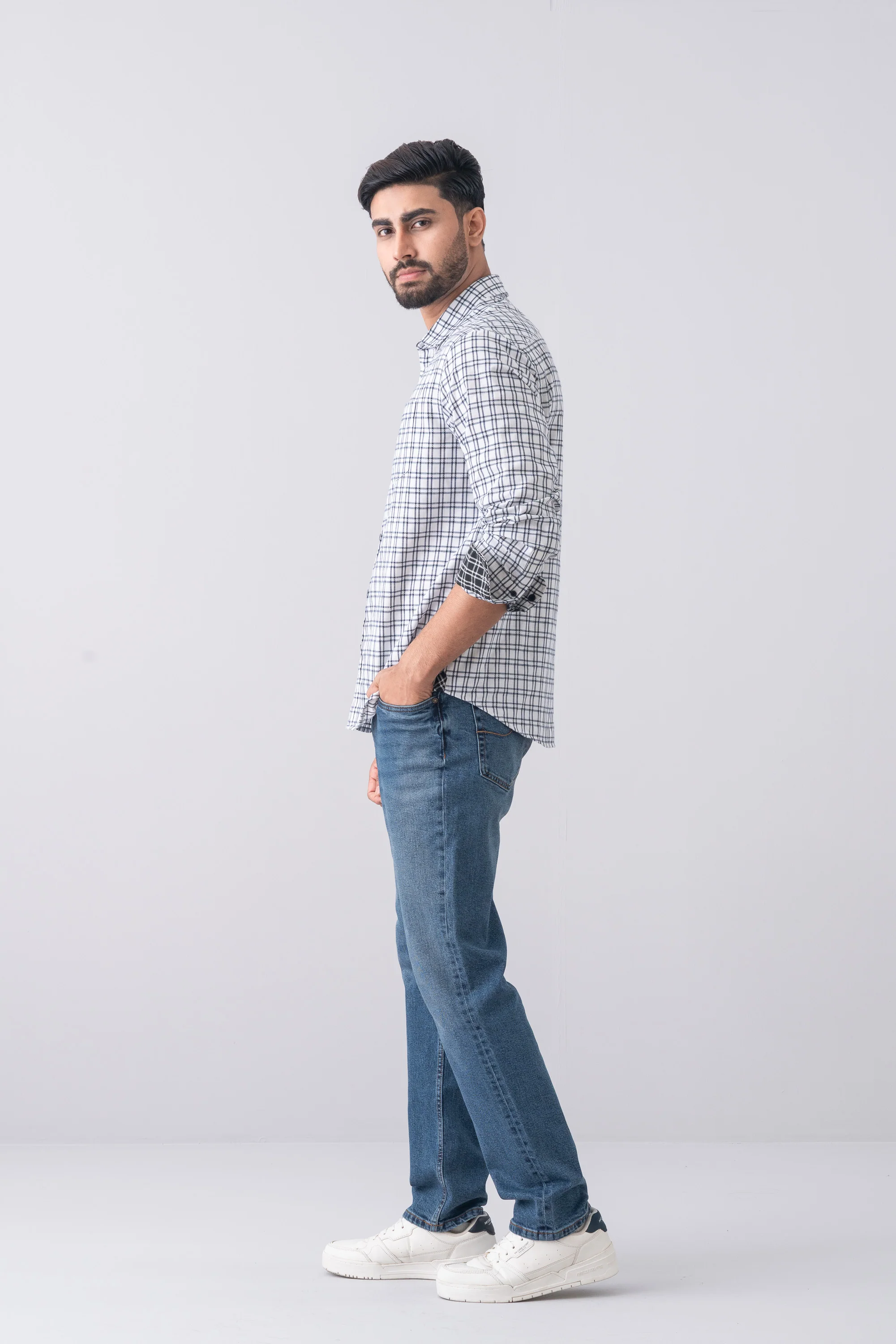 Regular Fit Checkered Casual Shirt - Image 3