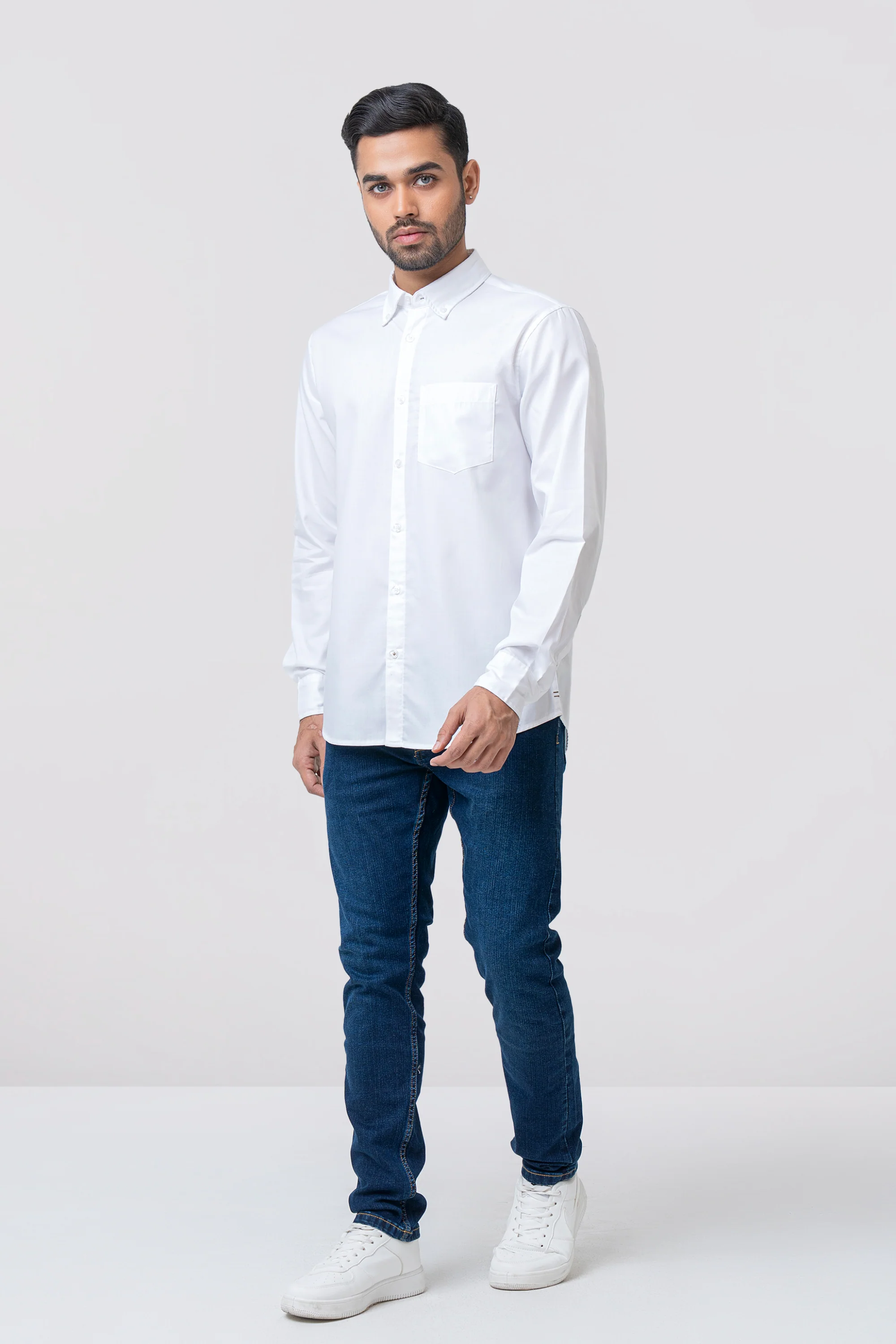 Regular Fit Solid Casual Shirt - Image 2