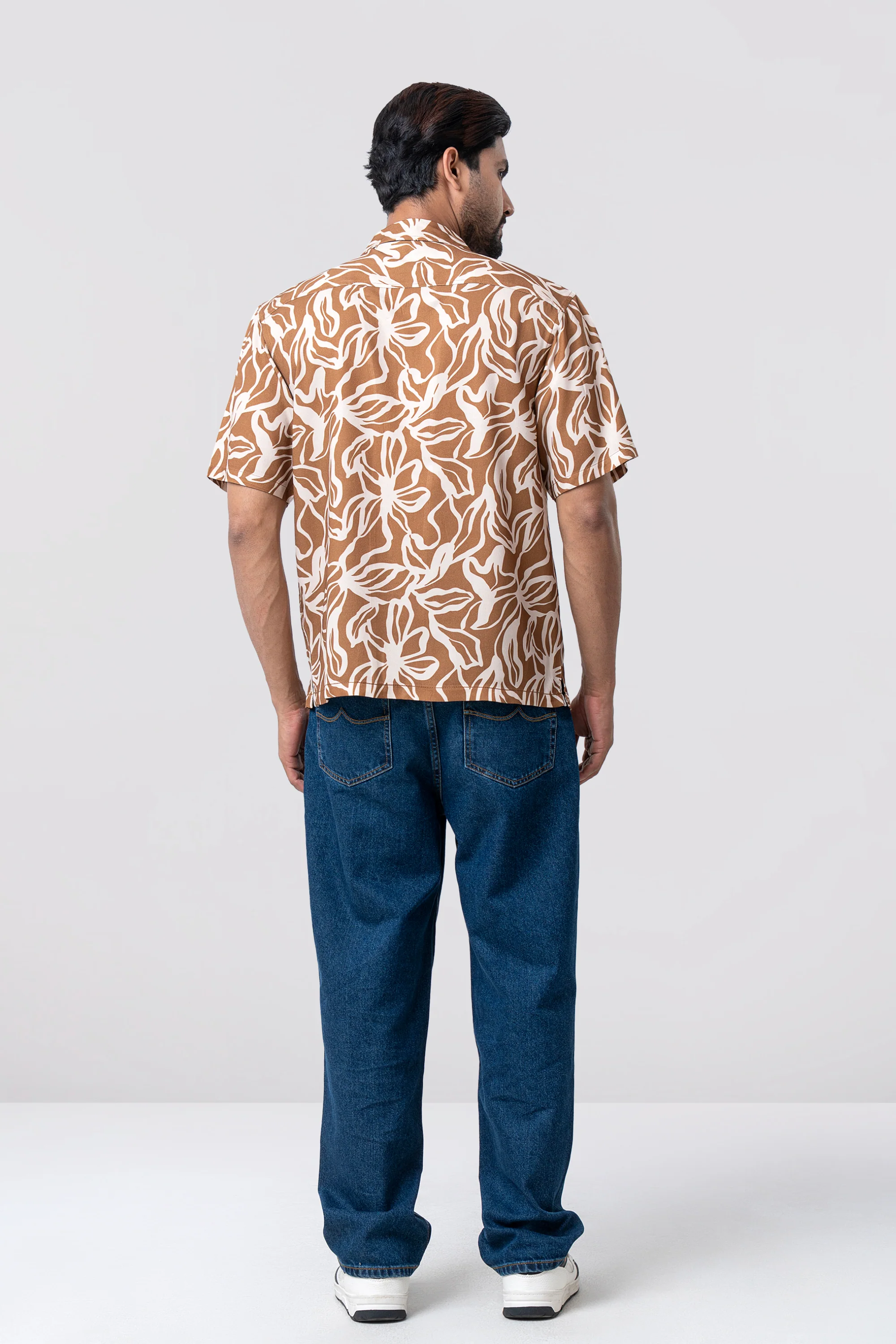 Relaxed Fit Printed Casual Shirt with Lapel Collar - Image 4