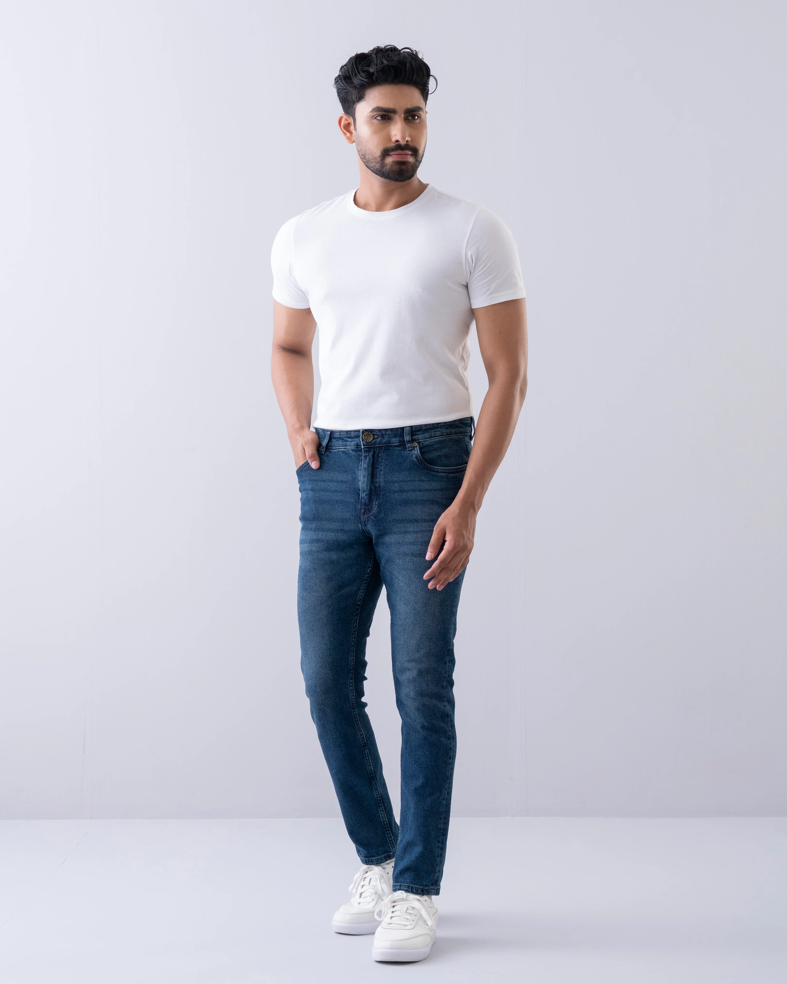 Tapered Fit Oxford Blue Jeans - Image 2