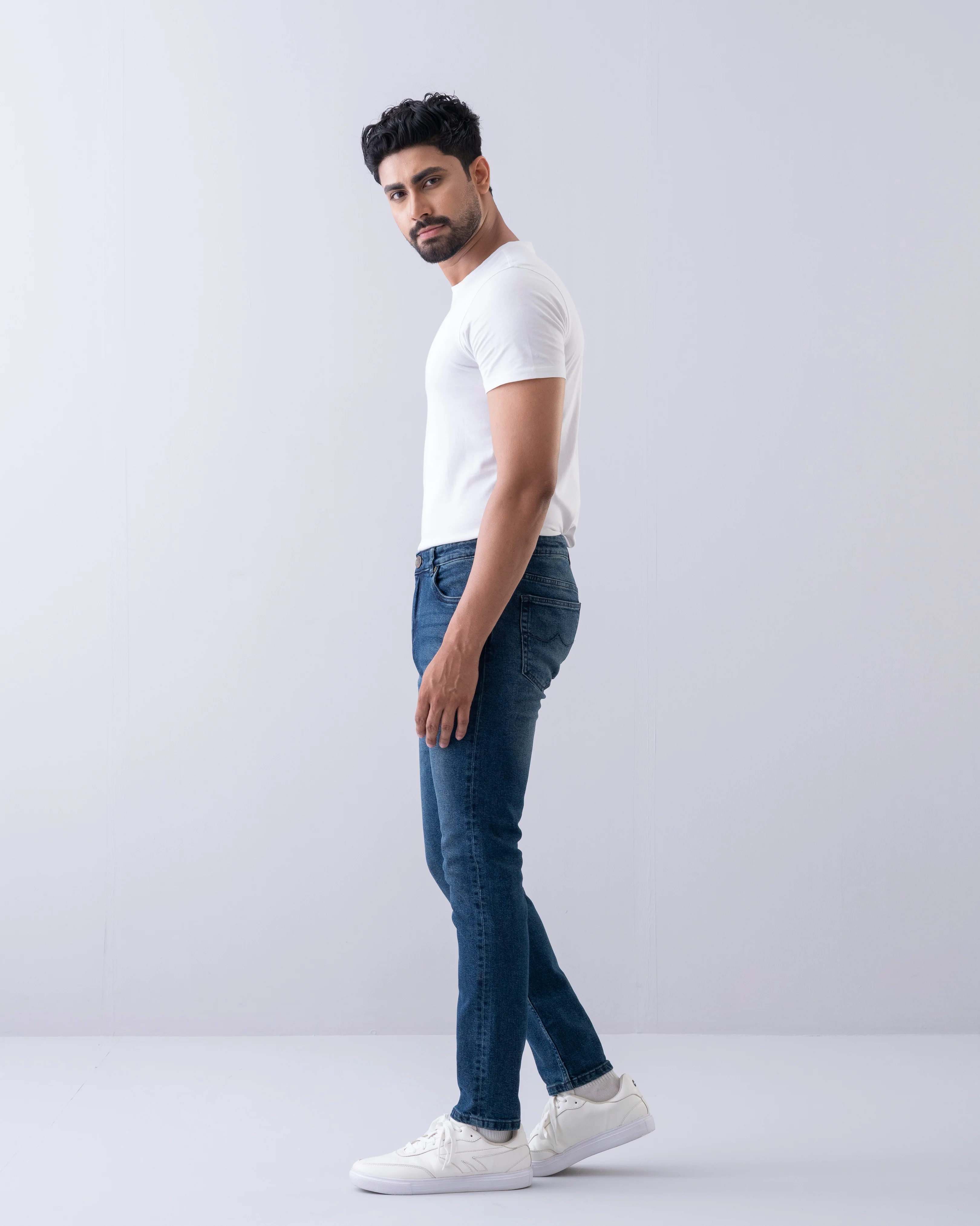 Tapered Fit Oxford Blue Jeans - Image 3