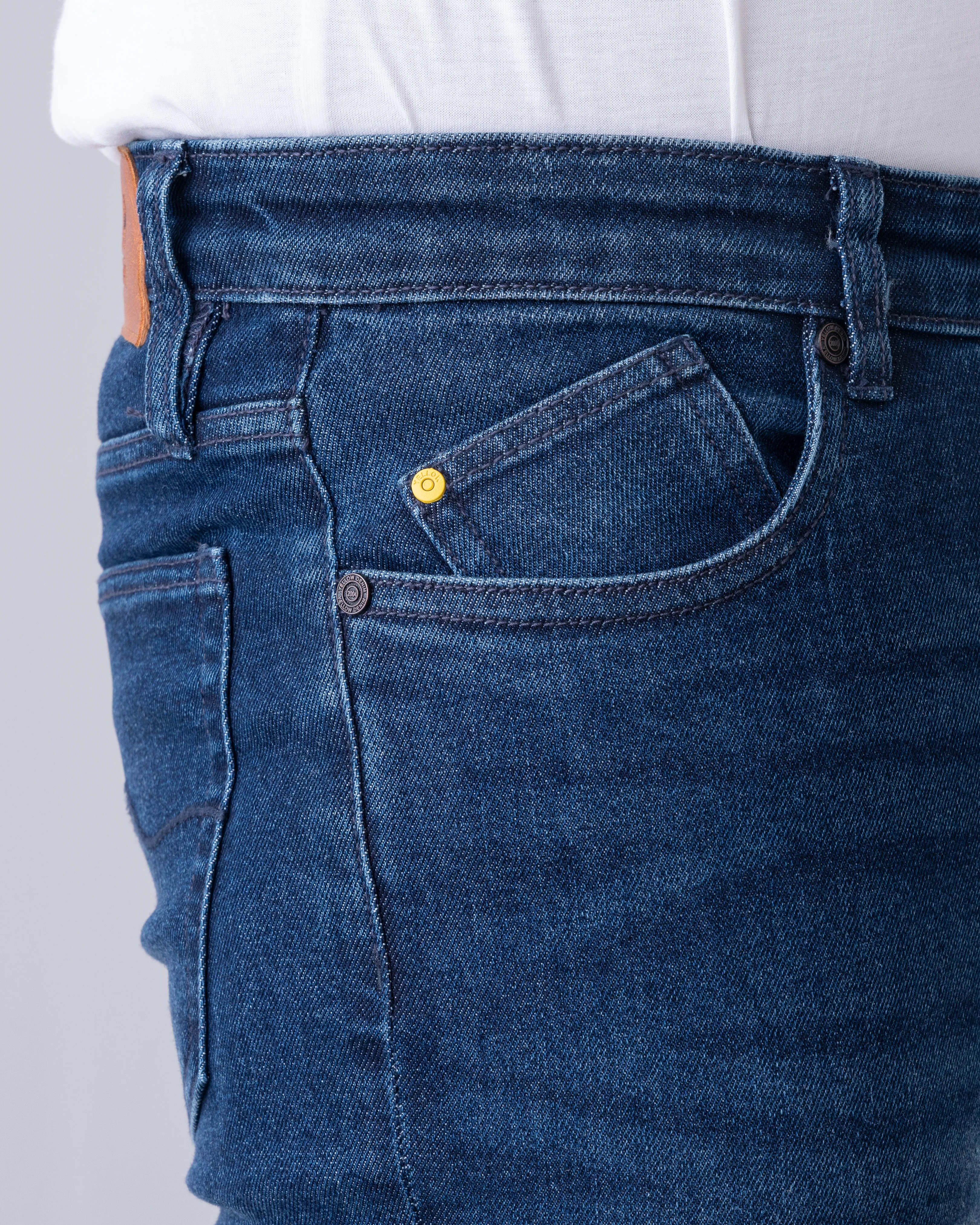 Tapered fit Pale Blue Jeans - Image 5