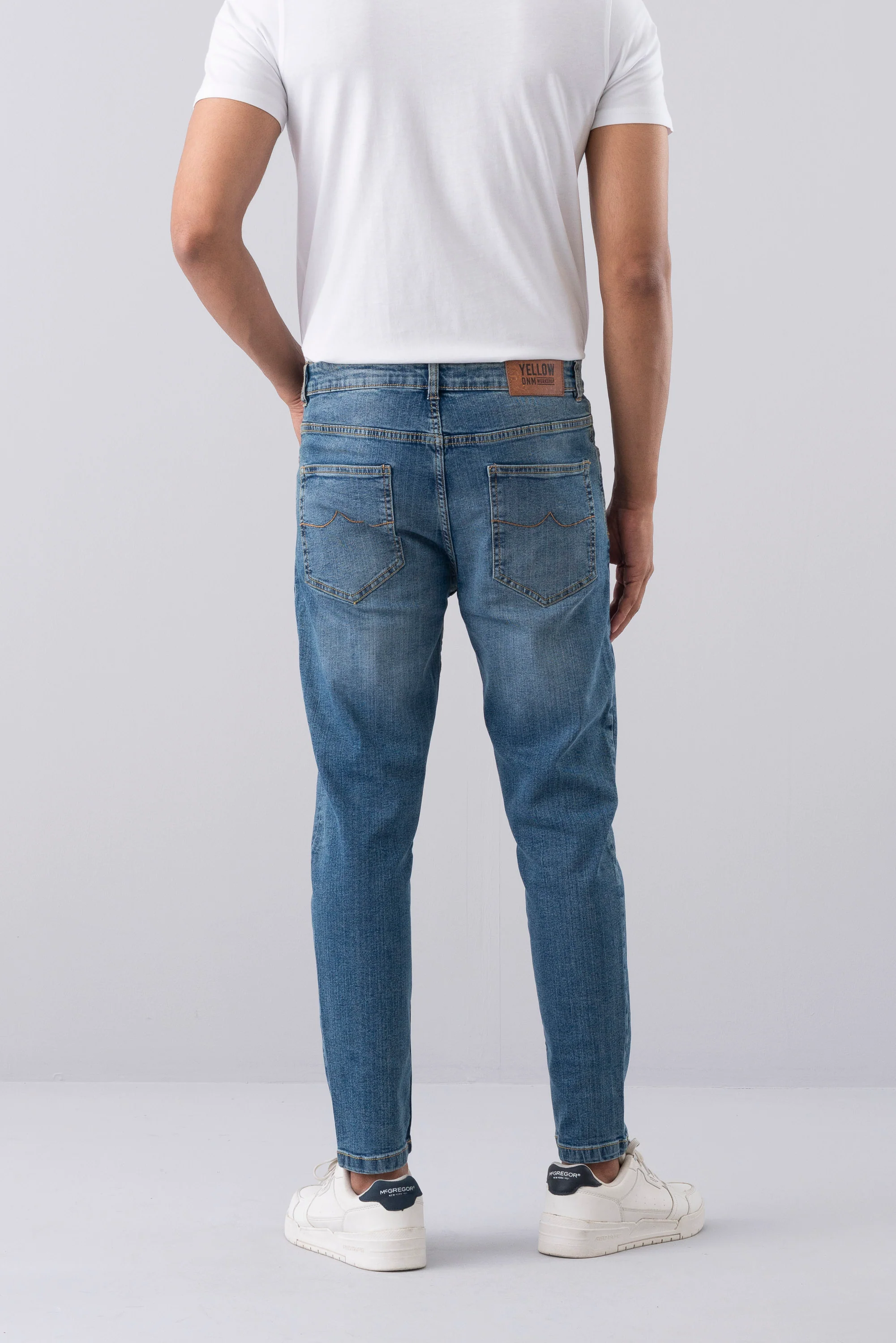 Carrot Fit Blue Jeans - Image 4