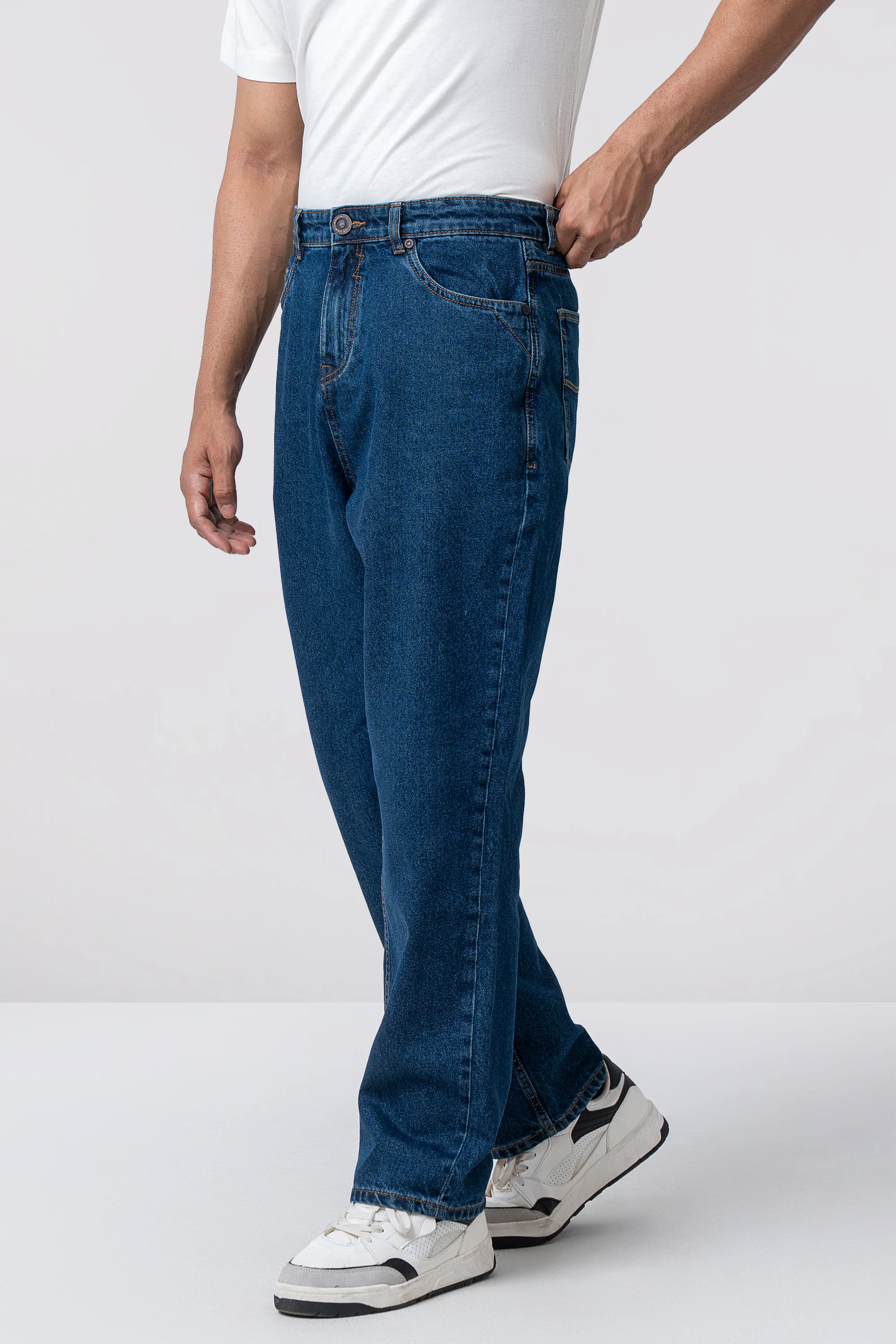 Baggy Fit Jeans - Image 4