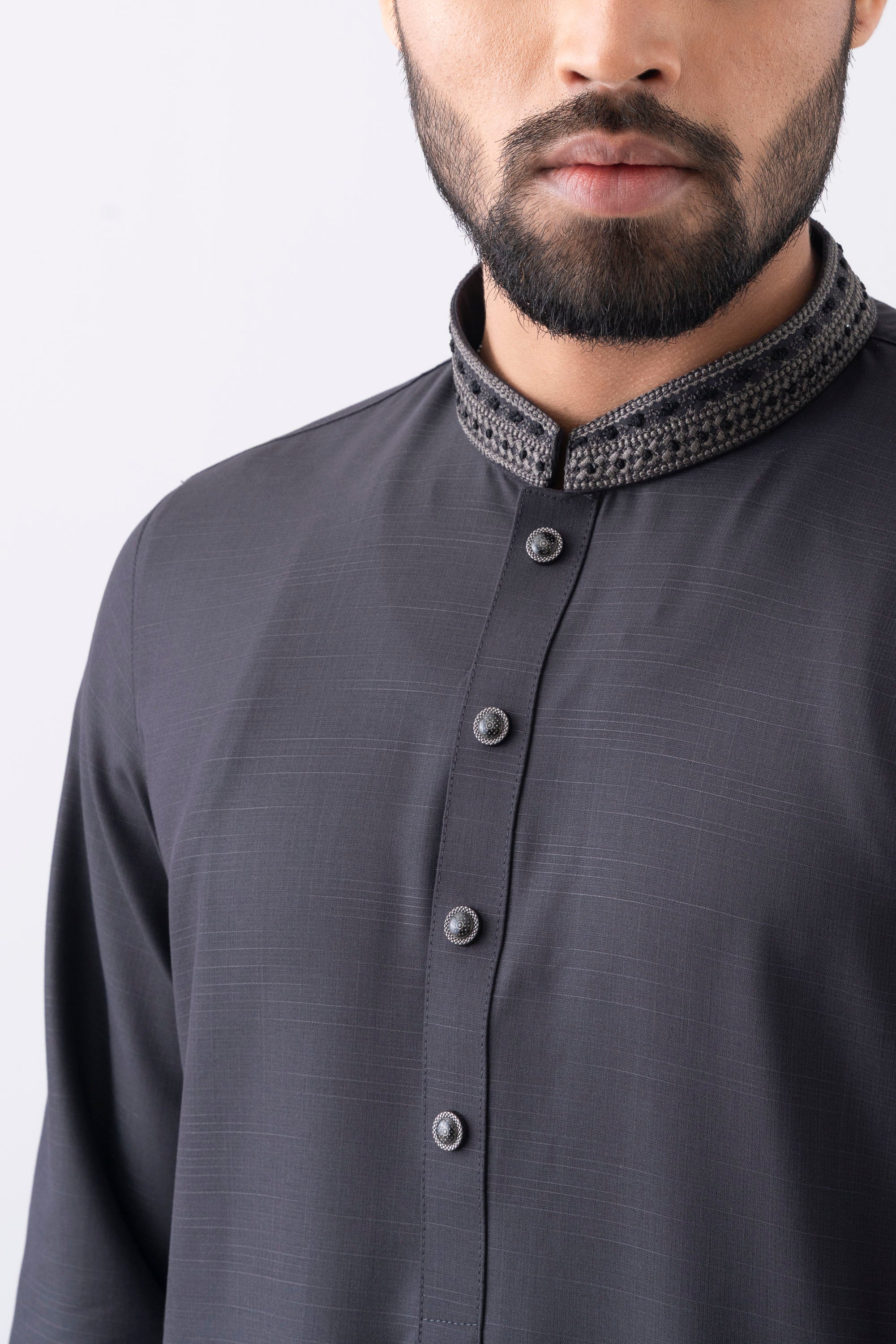 Regular Fit Embroidered Formal Ethnic Kurta Set - Image 17