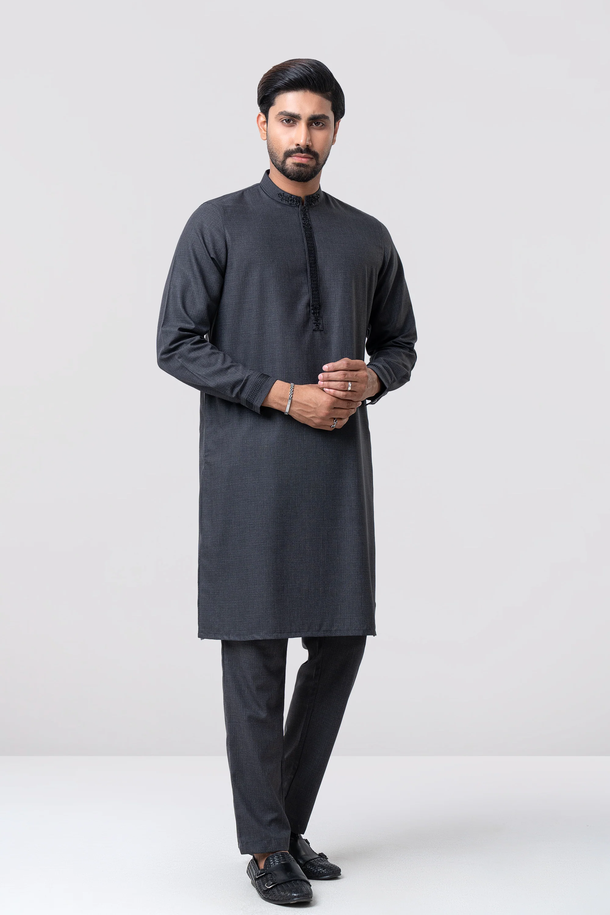 Regular Fit Embroidered Formal Ethnic Kurta Set - Image 12