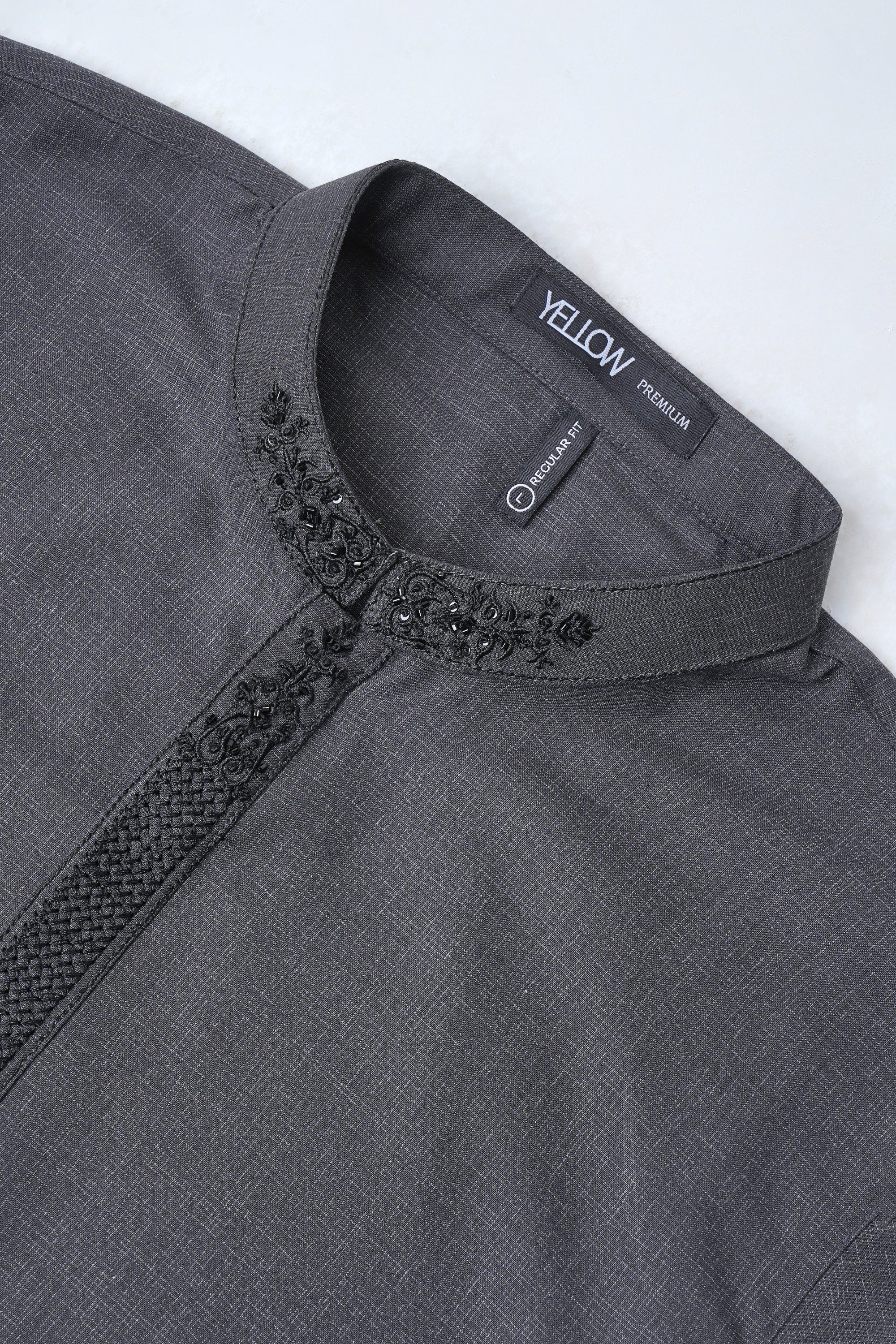 Regular Fit Embroidered Formal Ethnic Kurta Set - Image 16