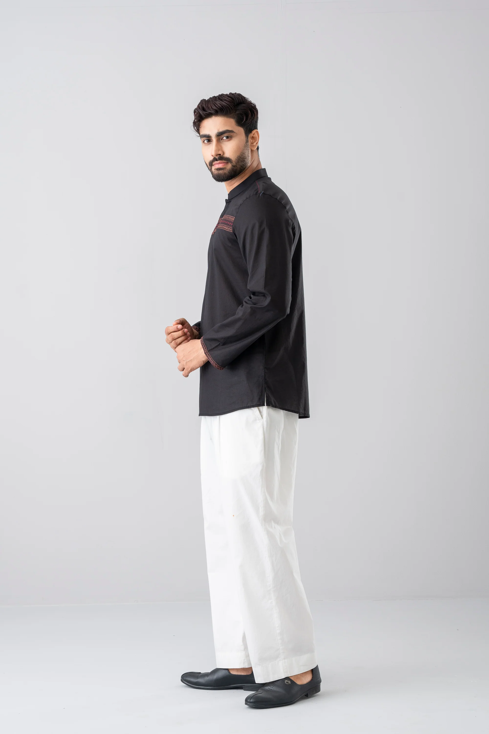 Regular Fit Embroidered Fatua - Image 3