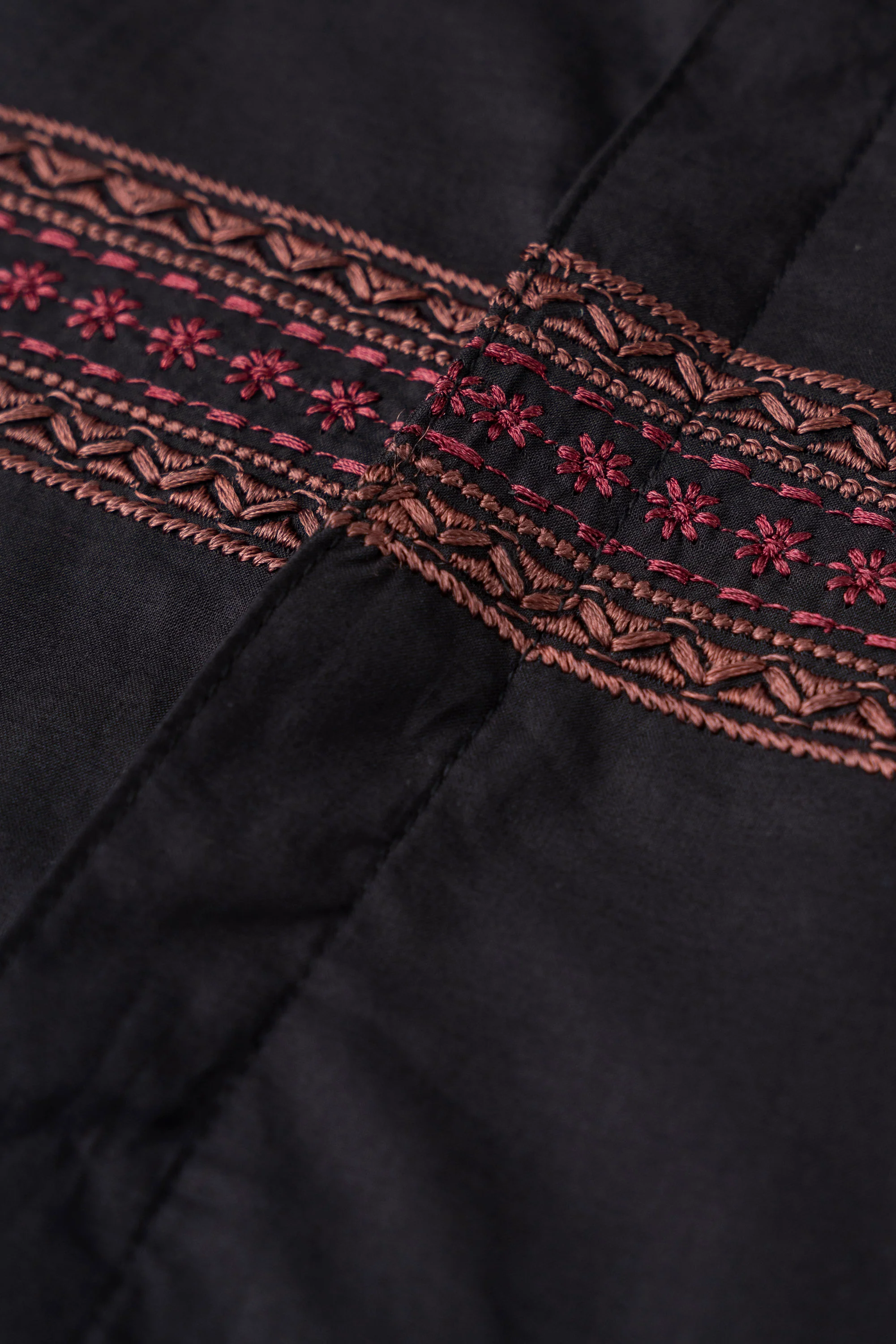 Regular Fit Embroidered Fatua - Image 6