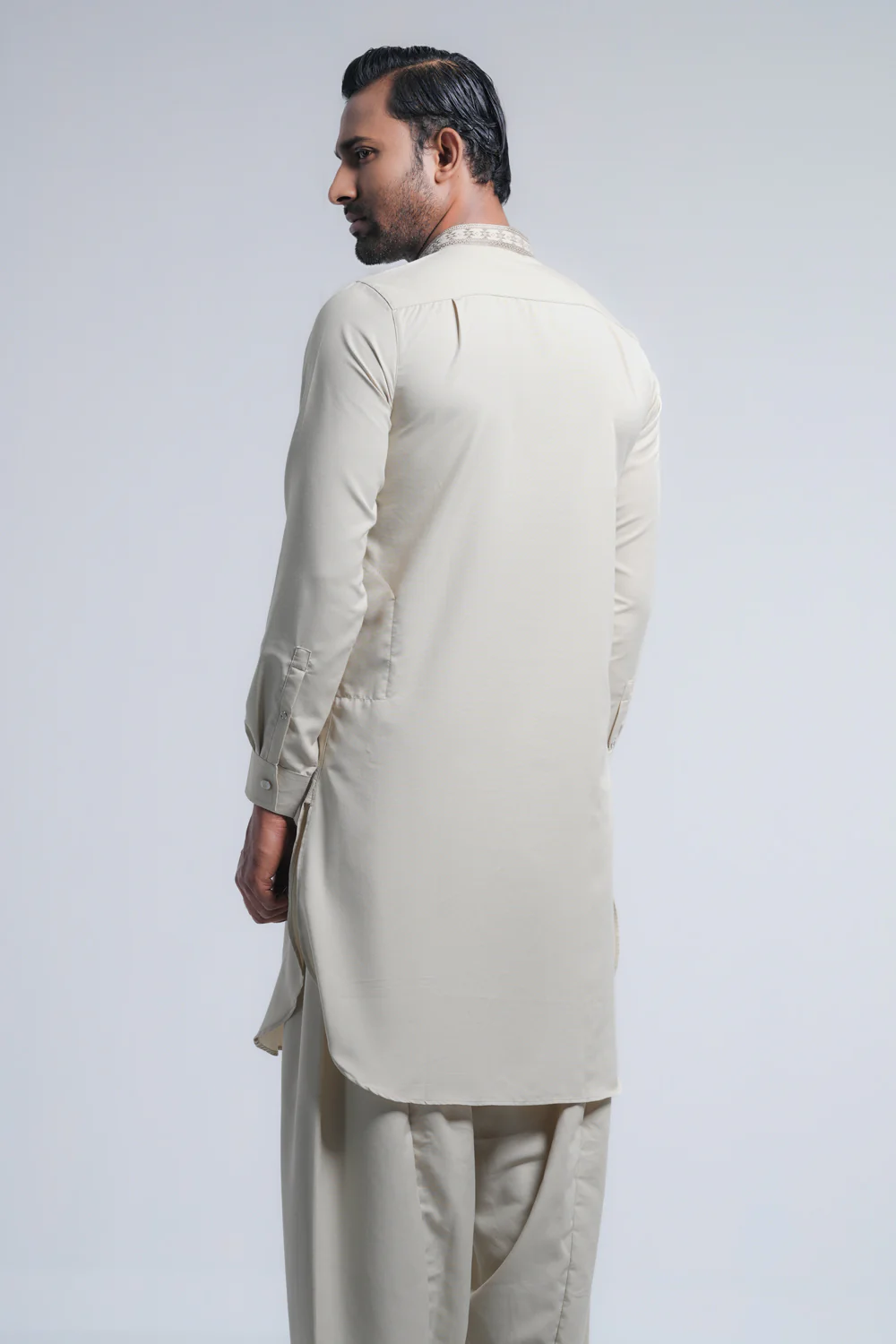 Regular Fit Embroidered Semi-Formal Kabli Set - Image 14