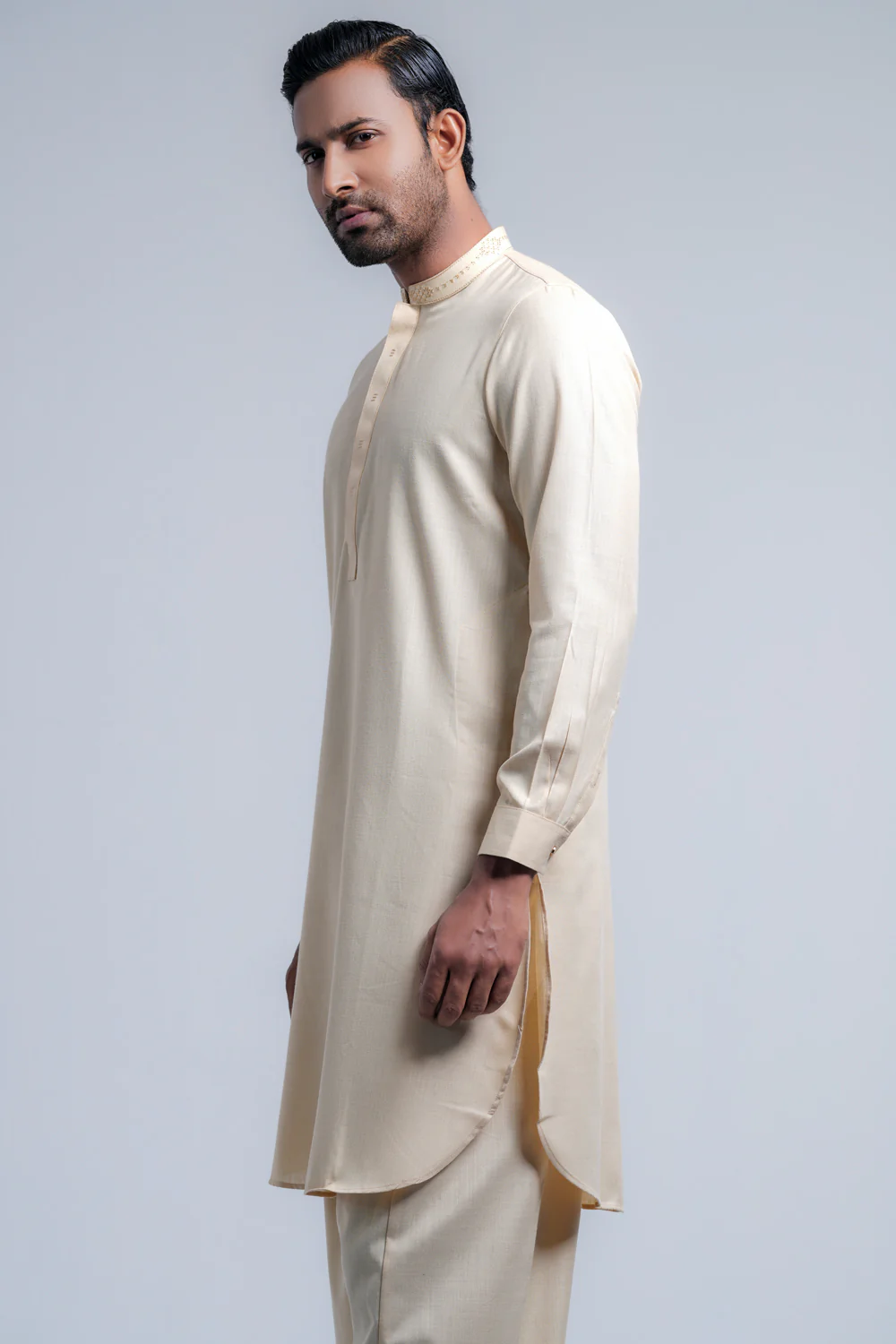Regular Fit Embroidered Semi-Formal Kabli Set - Image 3