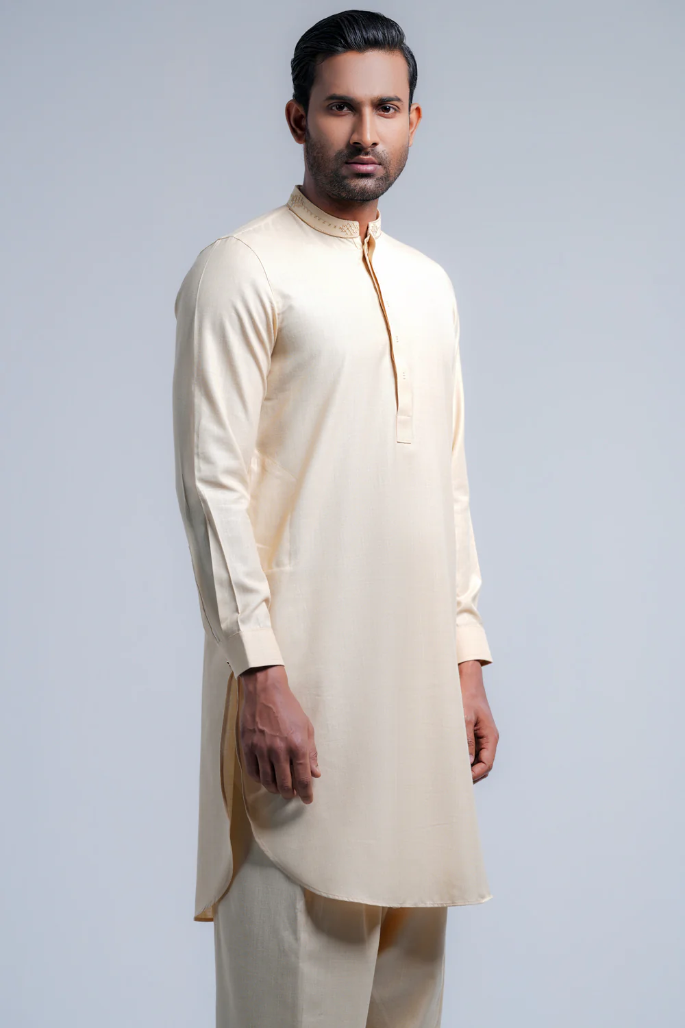 Regular Fit Embroidered Semi-Formal Kabli Set - Image 4