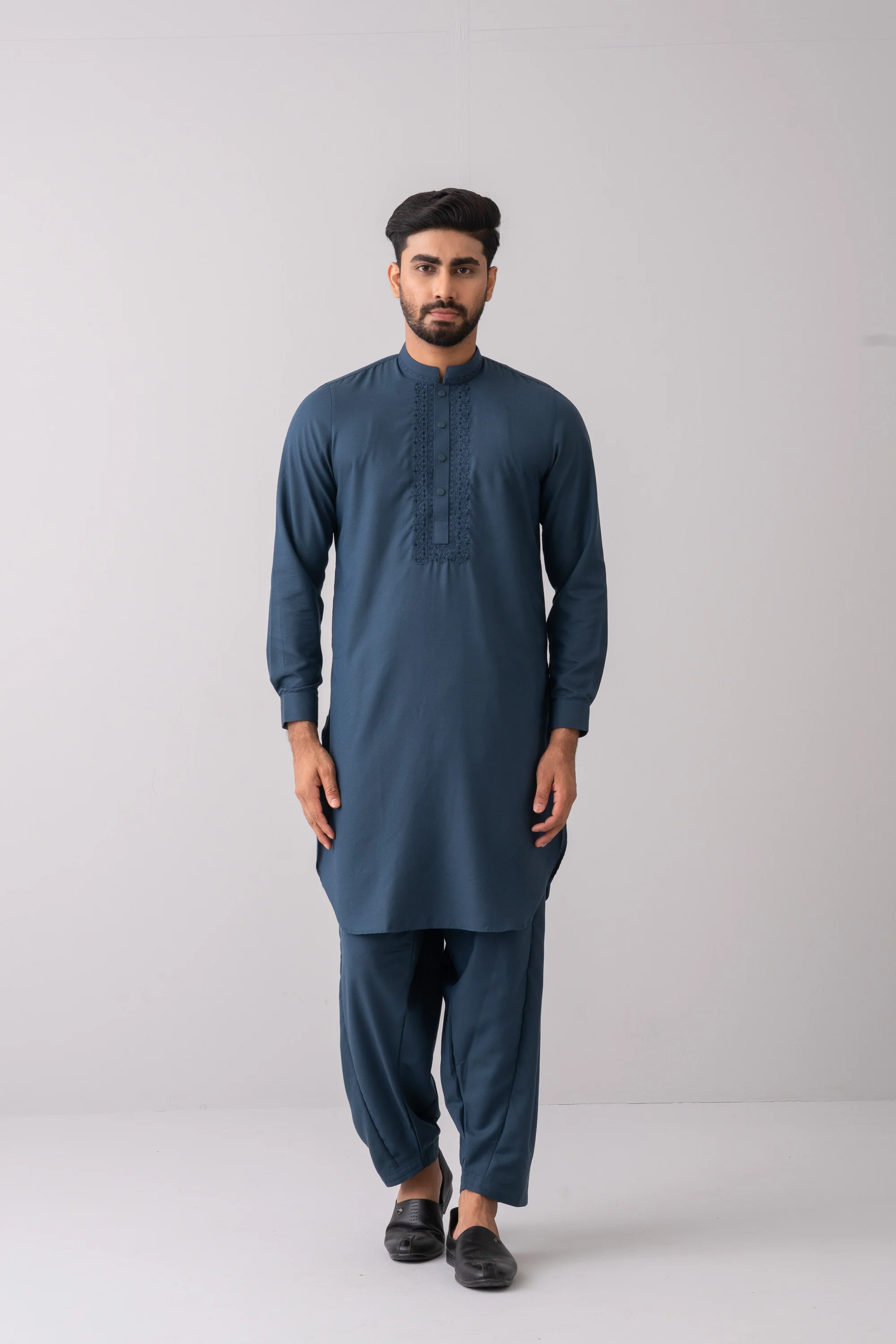 Regular Fit Embroidered Formal Kabli Set