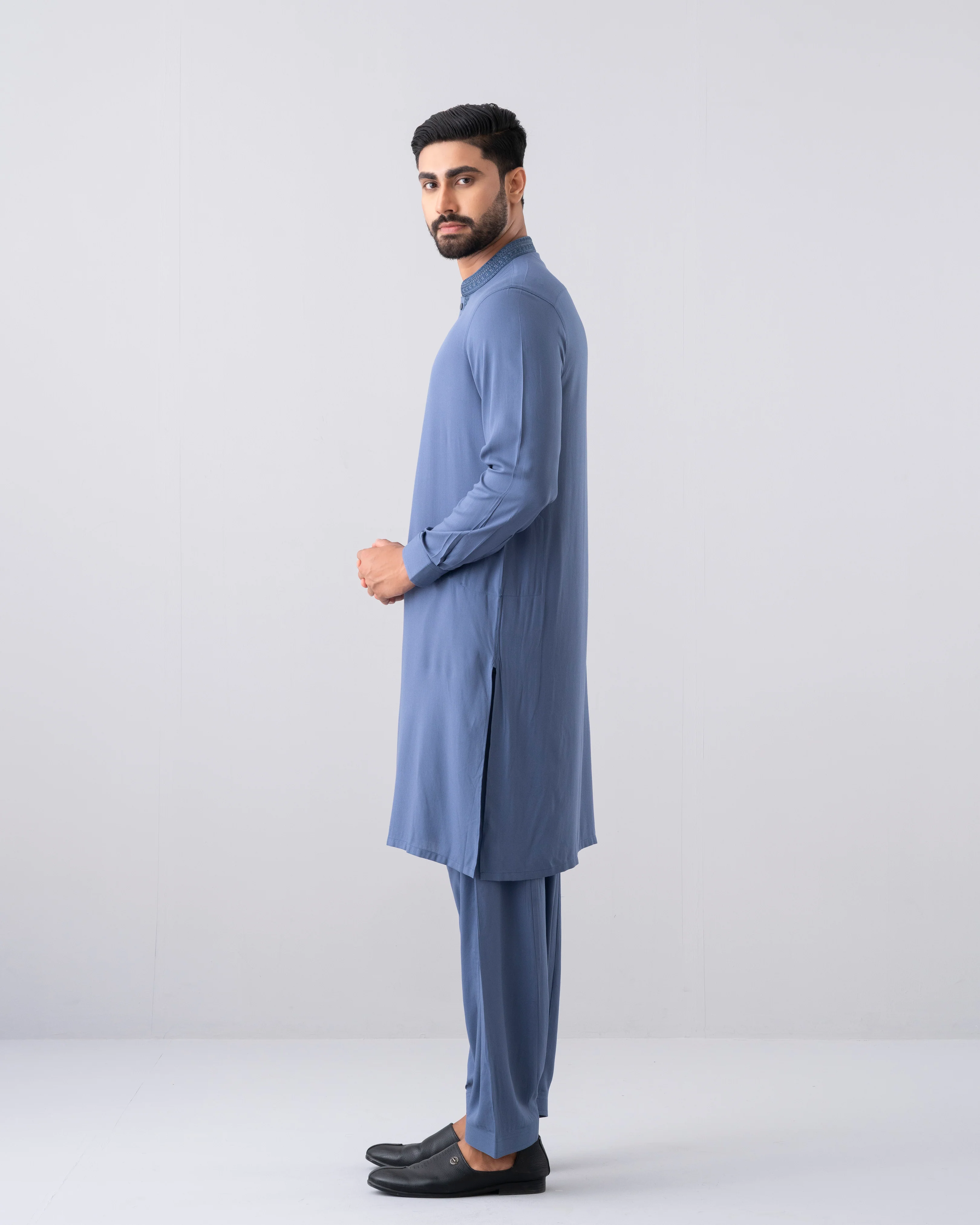 Regular Fit Embroidered Semi-Formal Kabli Set - Image 10