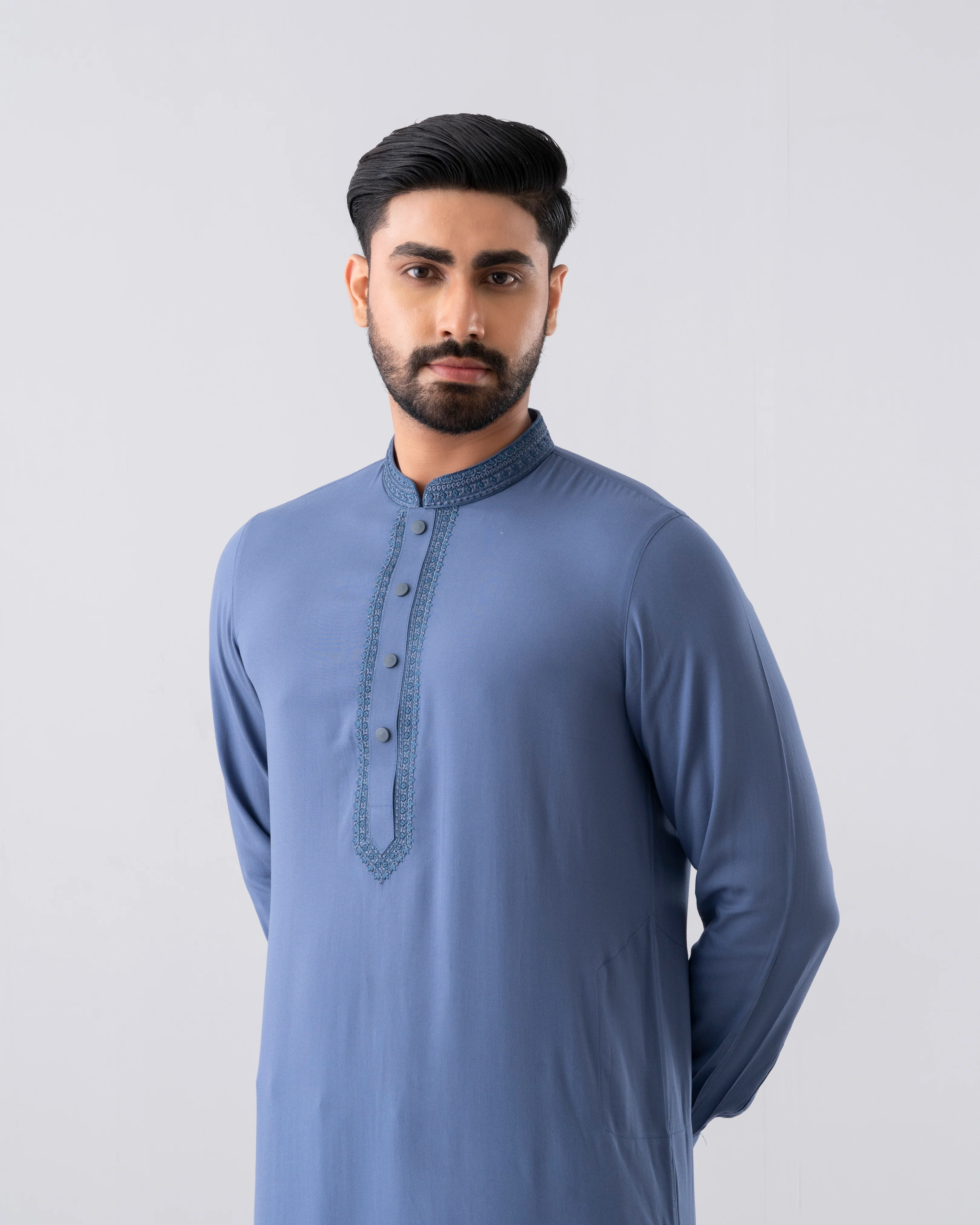 Regular Fit Embroidered Semi-Formal Kabli Set - Image 12