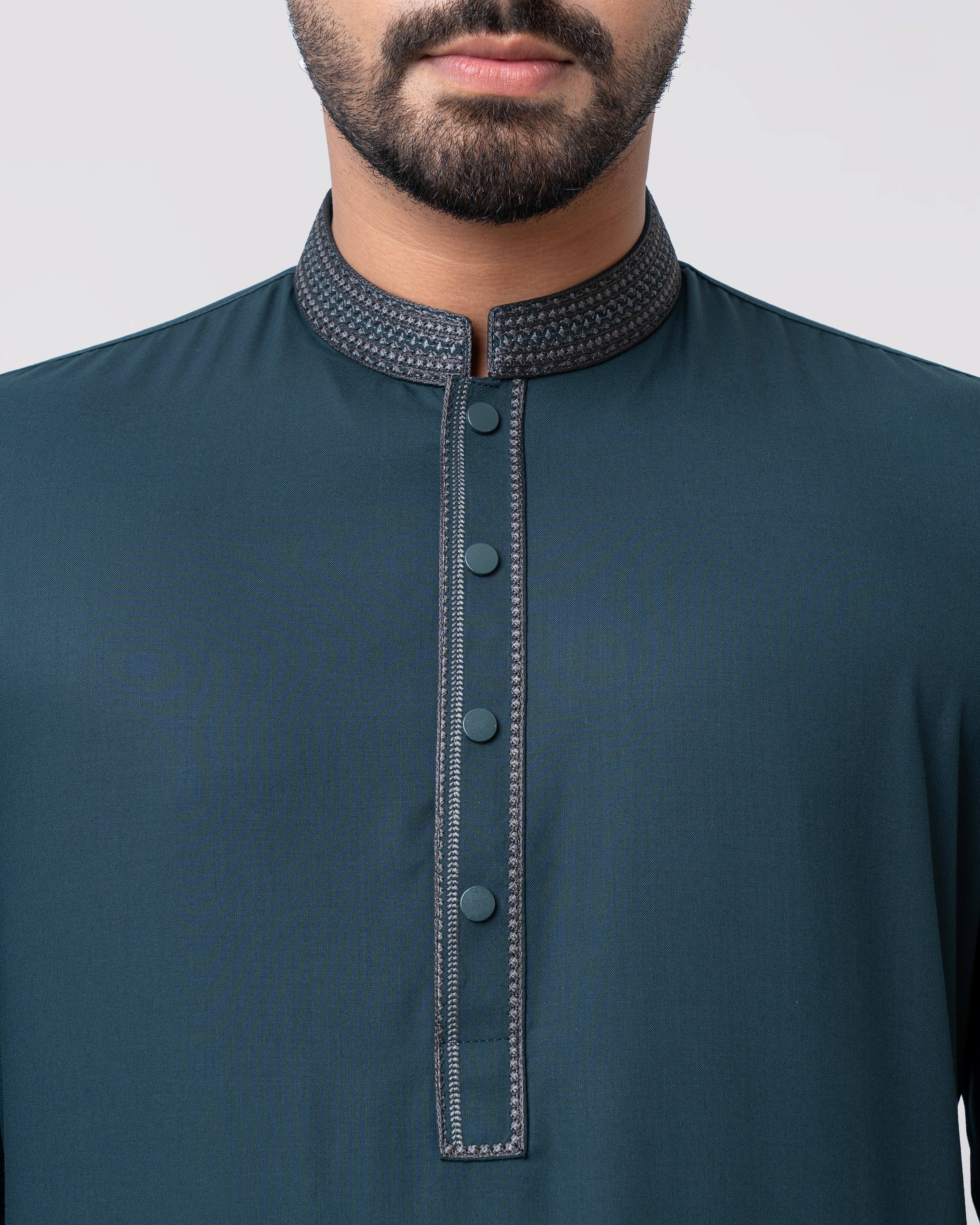 Regular Fit Embroidered Semi-Formal Kabli Set - Image 13