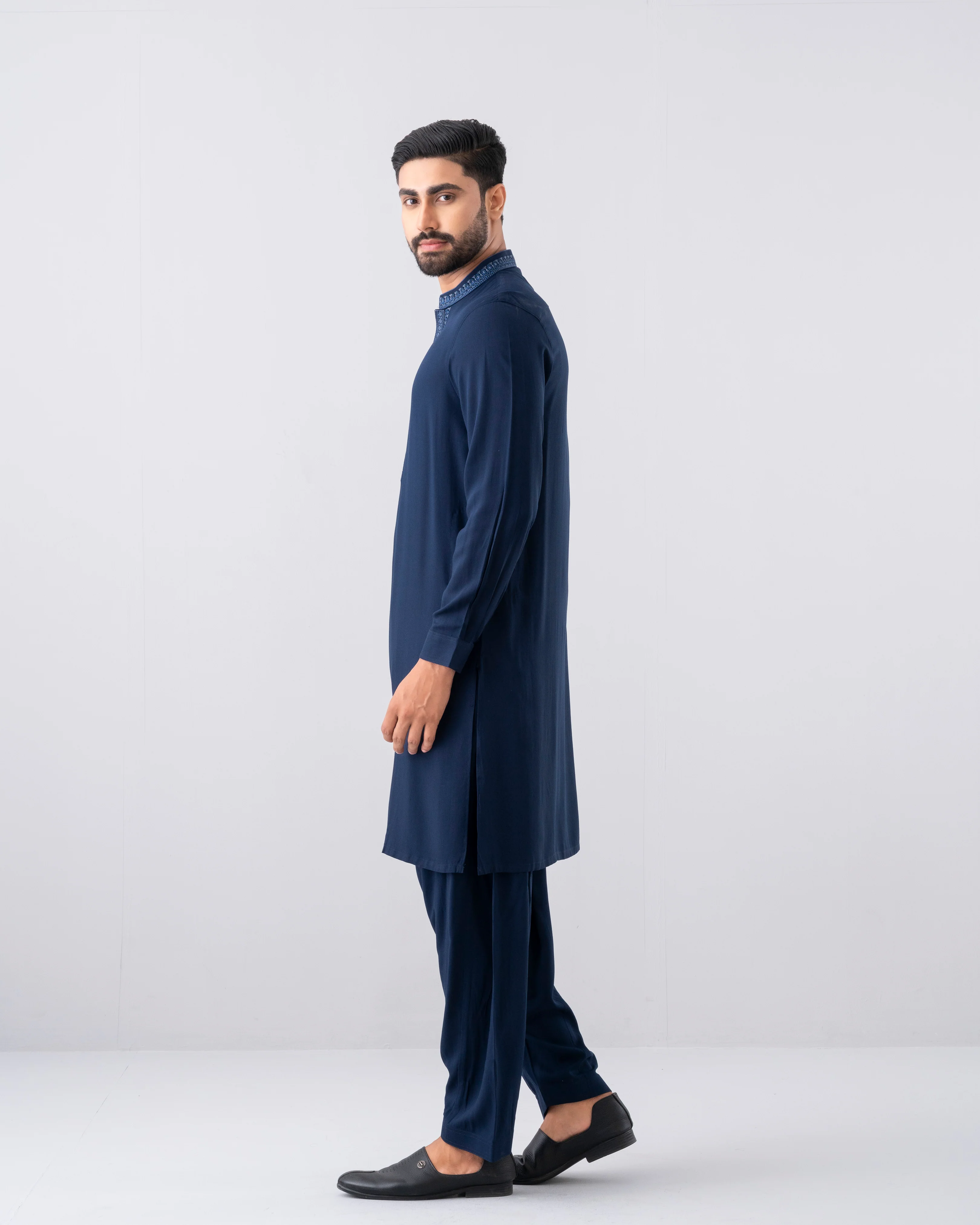 Regular Fit Embroidered Semi-Formal Kabli Set - Image 12