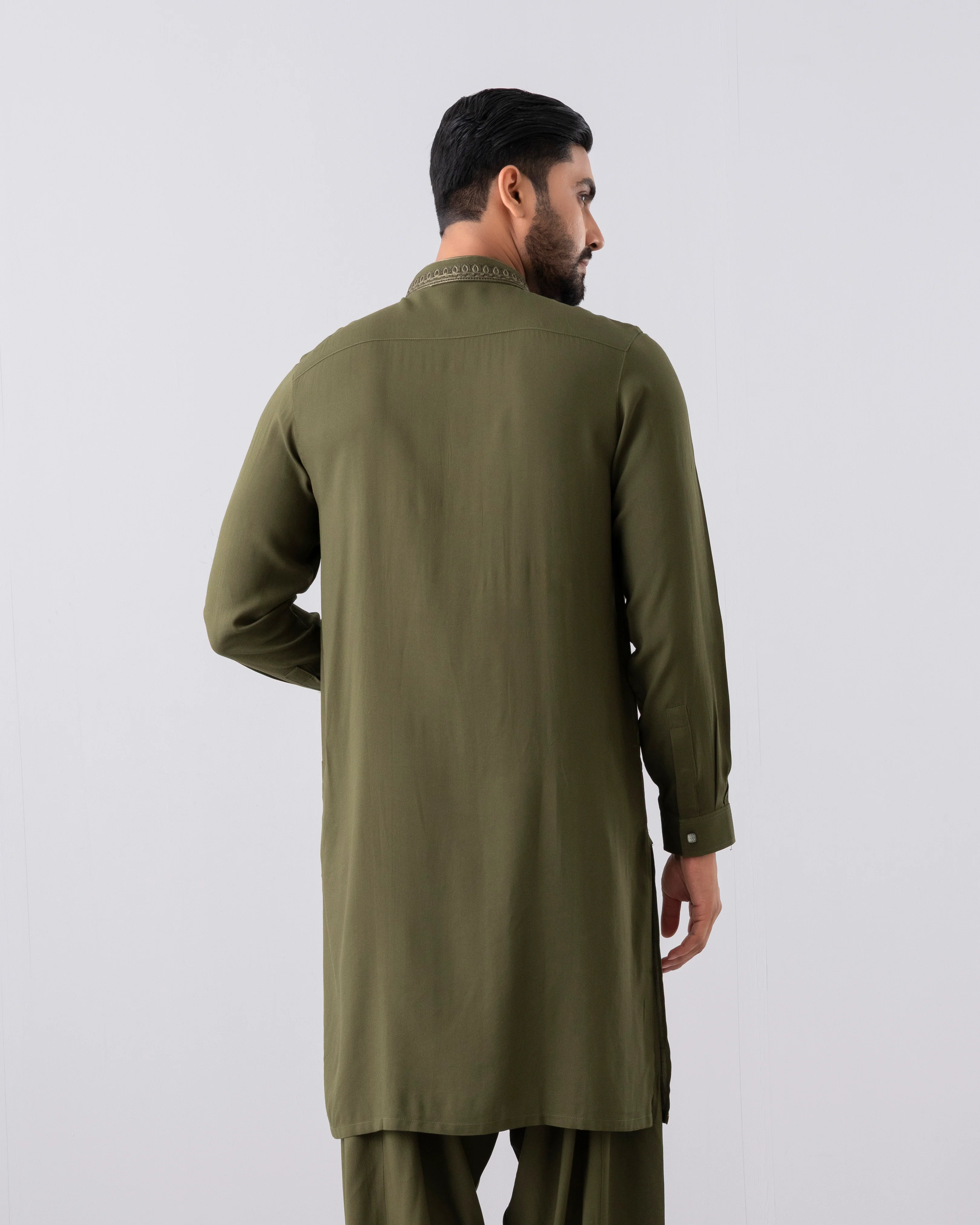 Regular Fit Embroidered Semi-Formal Kabli Set - Image 5