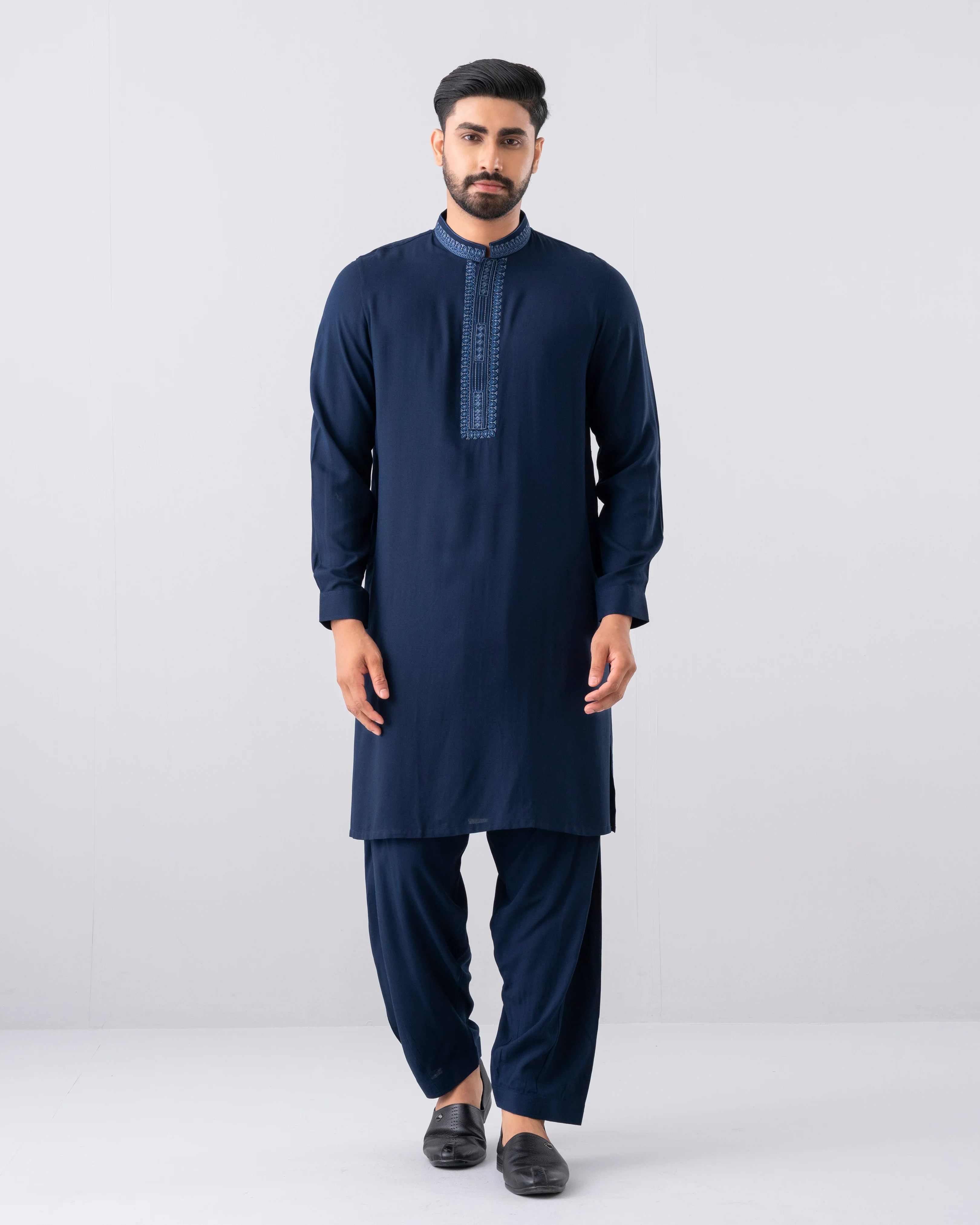 Regular Fit Embroidered Semi-Formal Kabli Set - Image 9