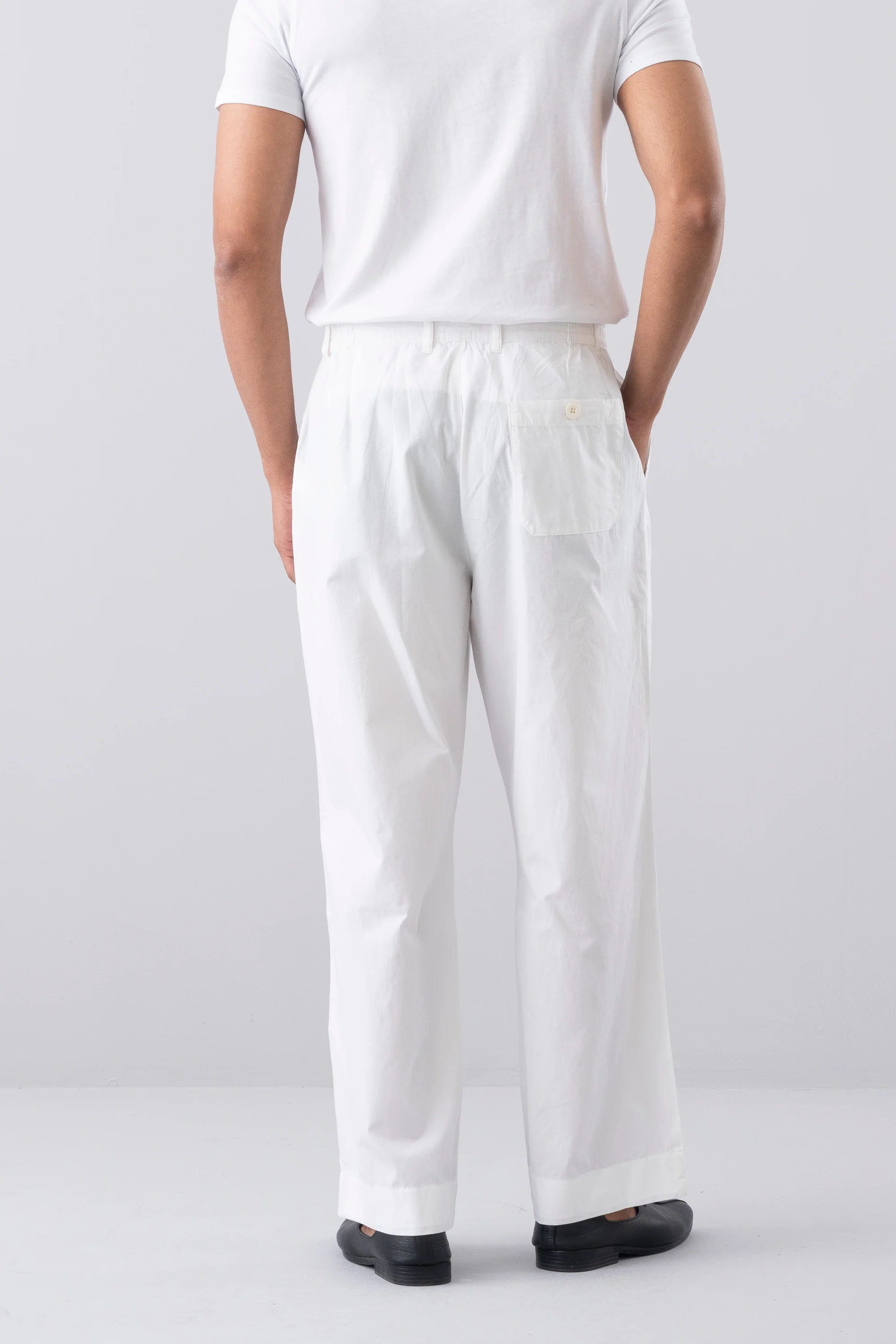 Loose Fit Semi-Formal Pajamas - Image 4