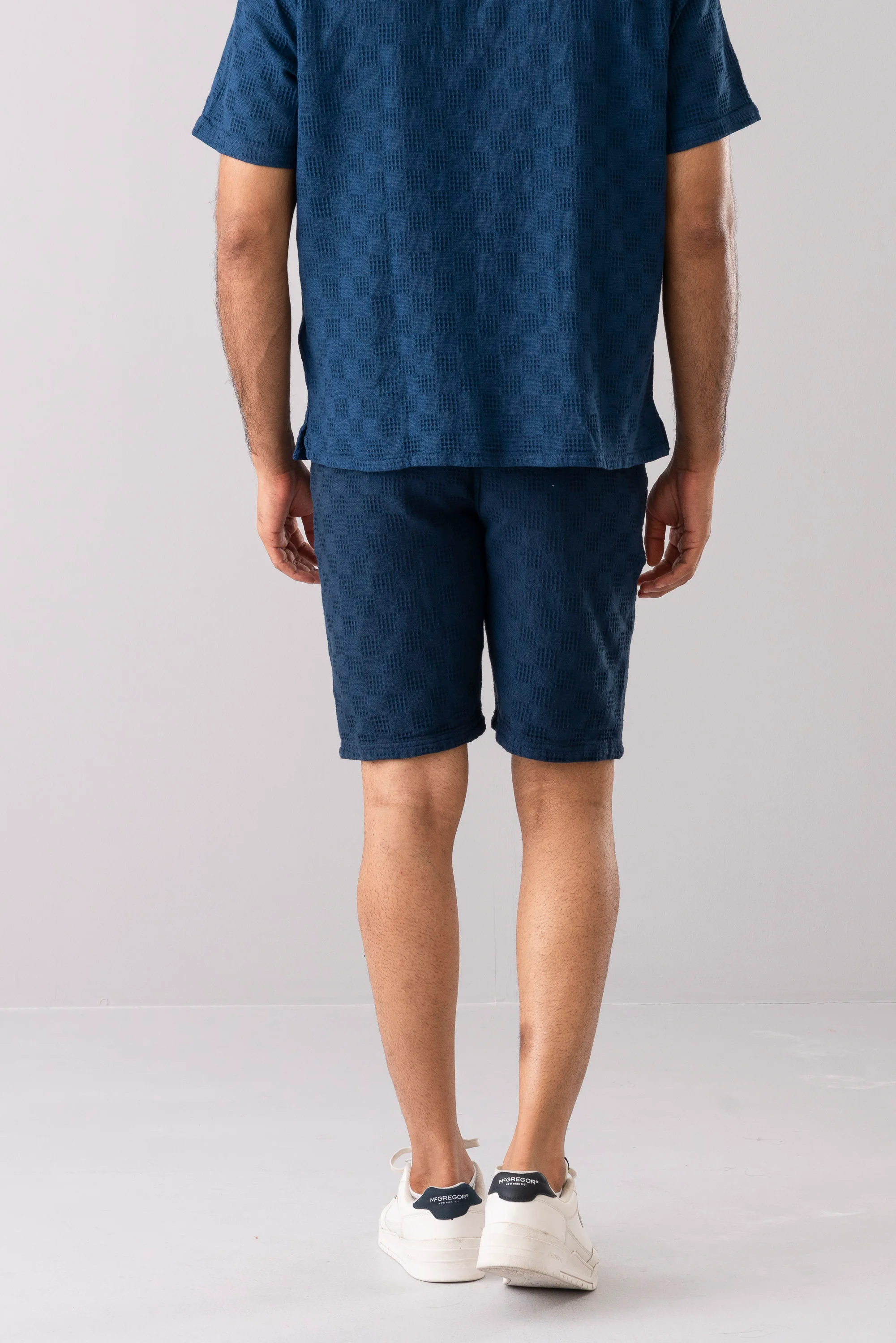 Regular Fit Textured Shorts - Image 10