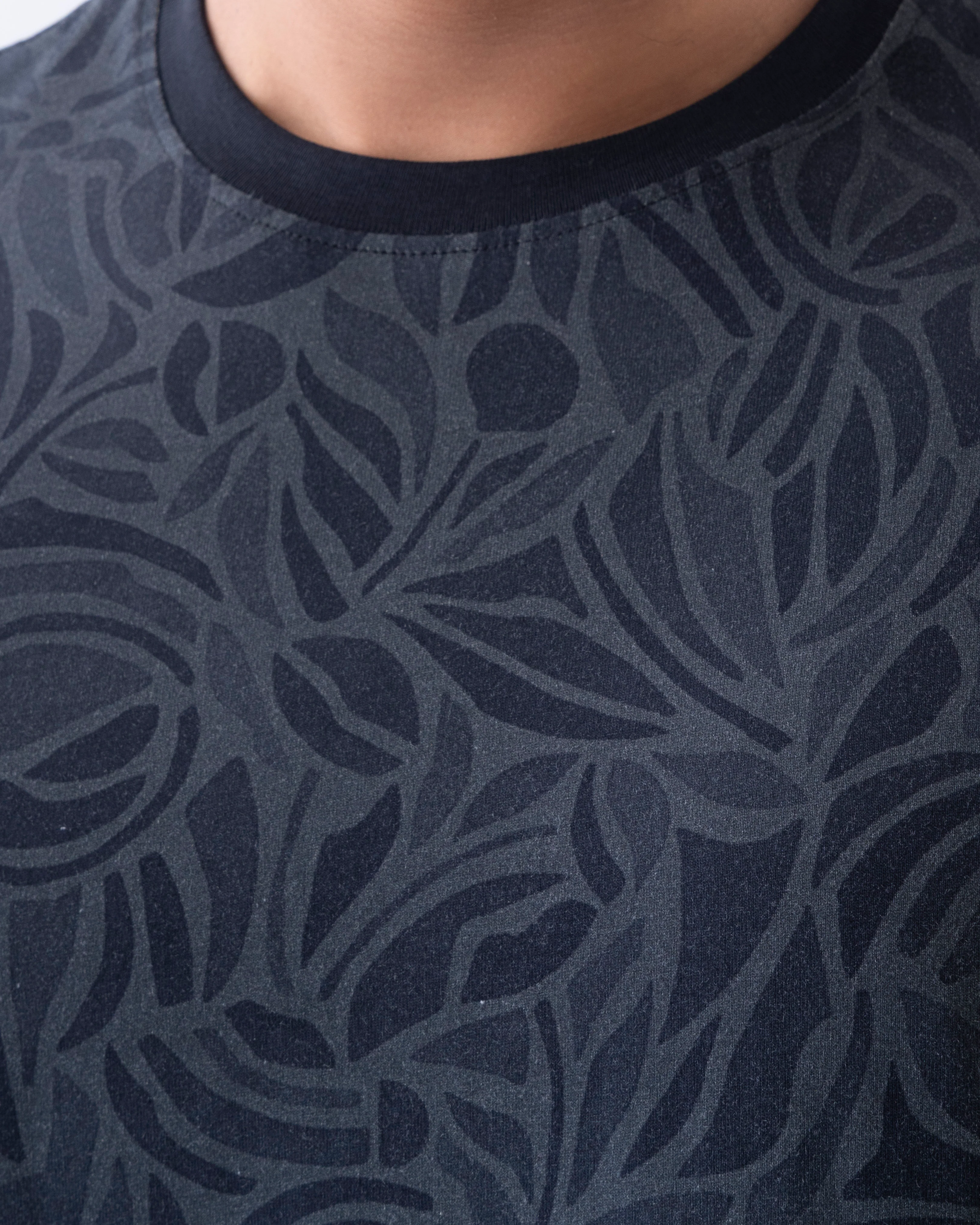 Regular Fit Printed T-Shirt - Image 5