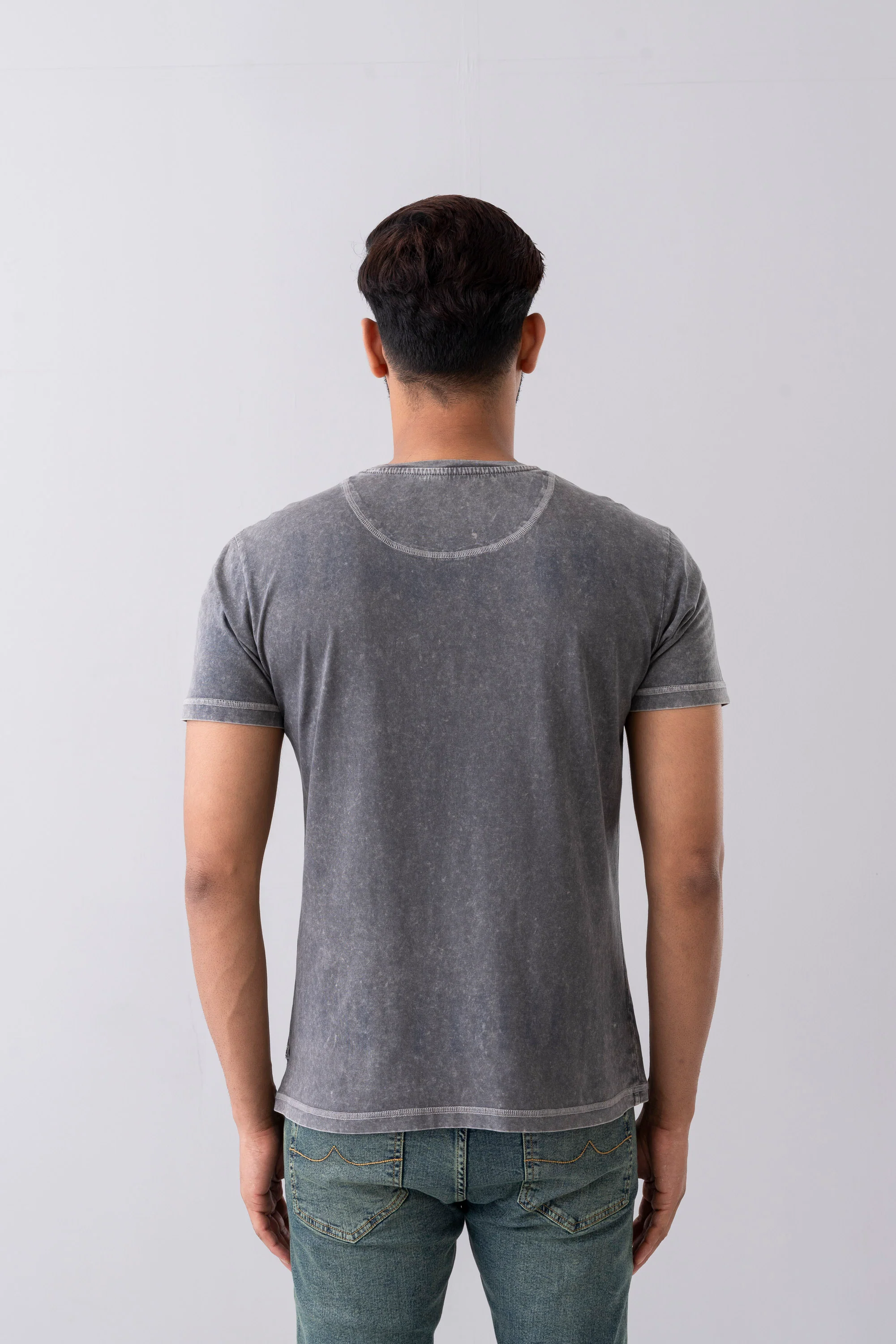 Regular Fit Vintage Wash Printed T-Shirt - Image 4