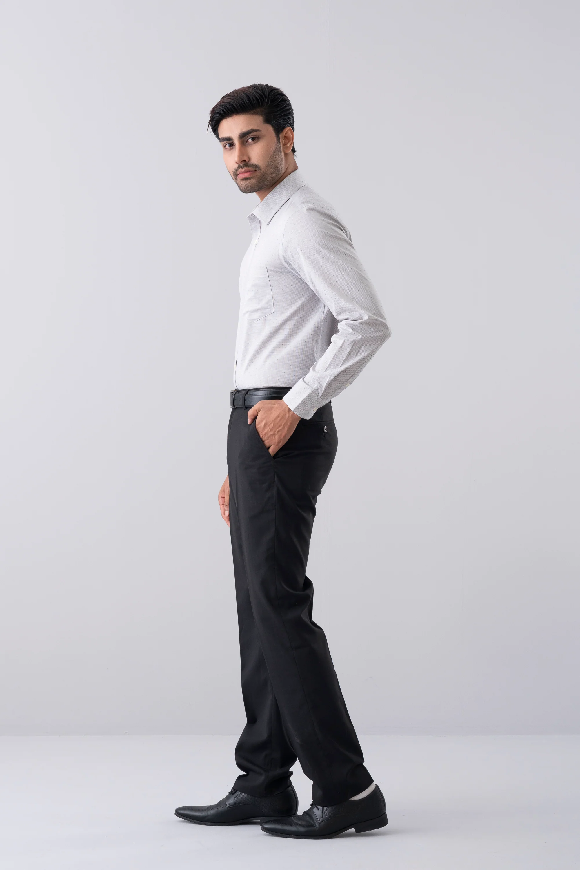 Regular Fit Ultra Formal Shirt - Image 3