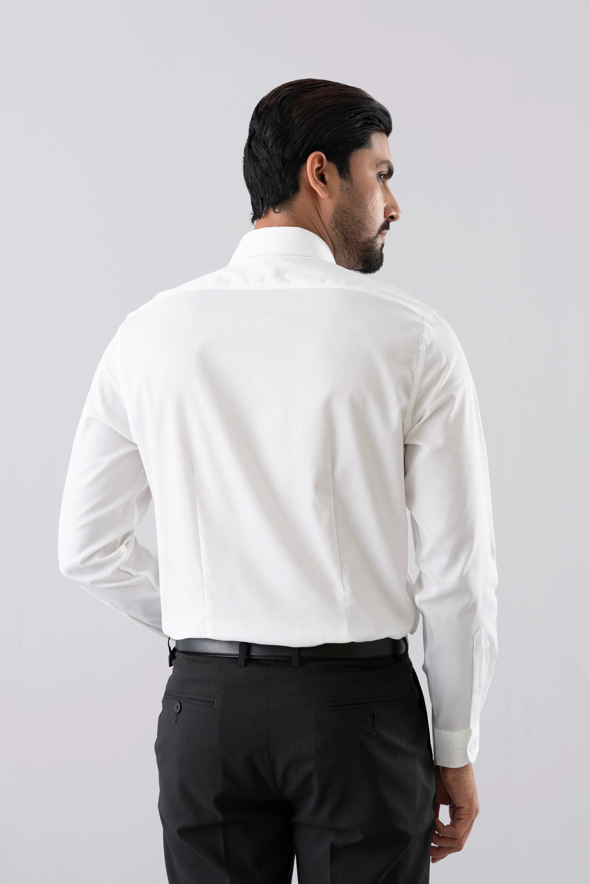 Slim Fit Solid Dyed Dobby Weave Templeton Formal Shirt - Image 4