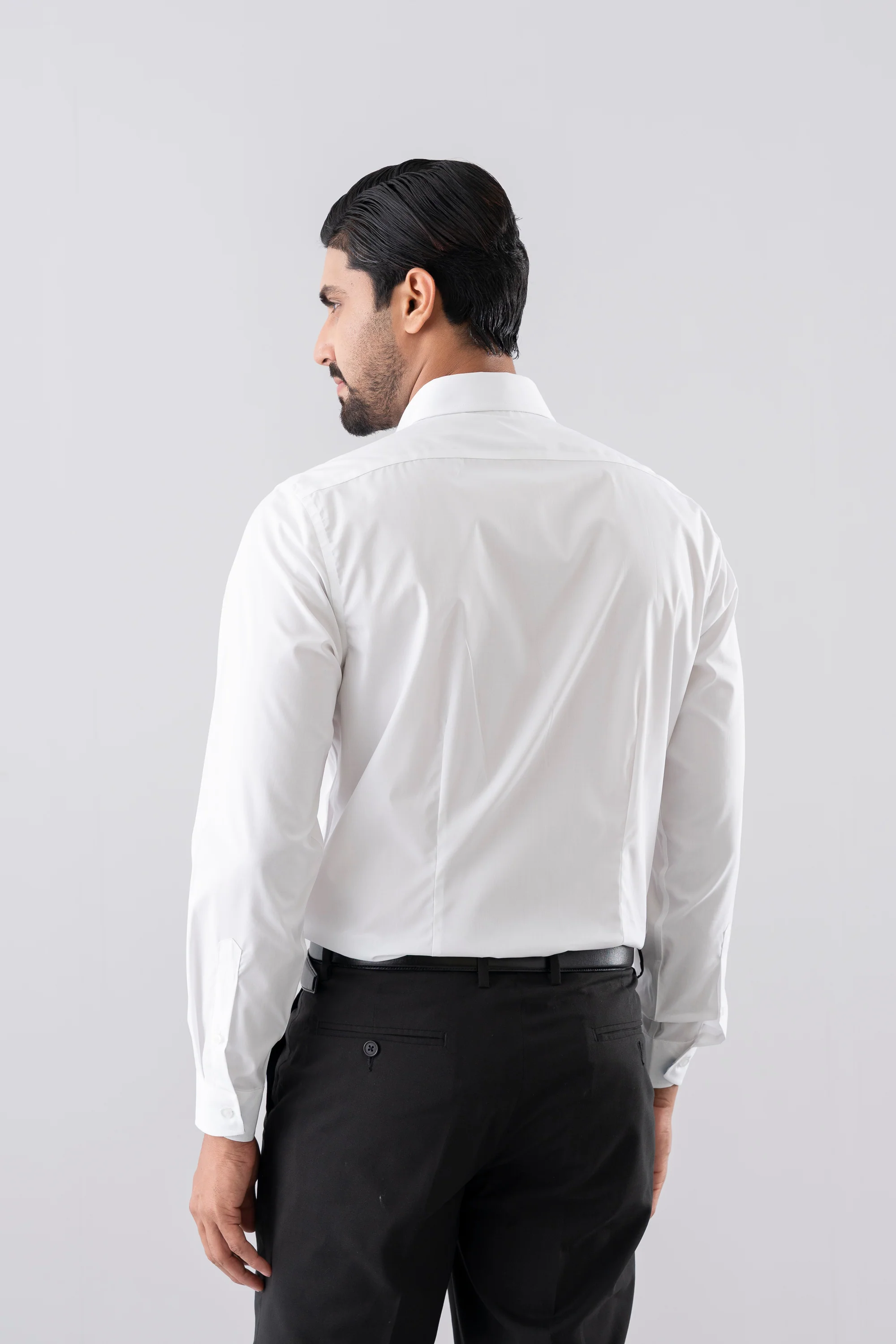 Slim Fit Solid Dyed Poplin Templeton Formal Shirt - Image 4