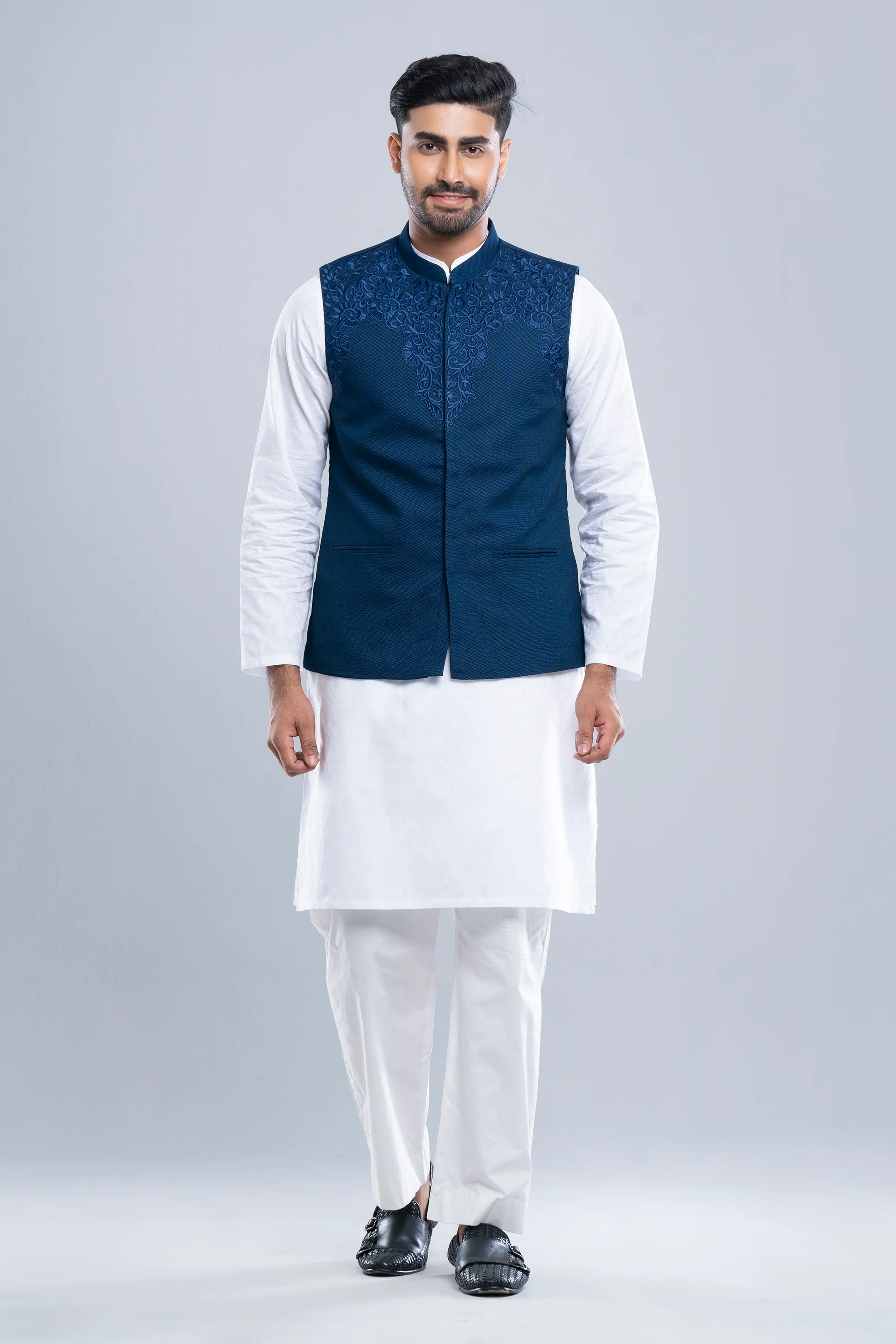 Regular Fit Embroidered Semi-Formal Waistcoat - Image 8