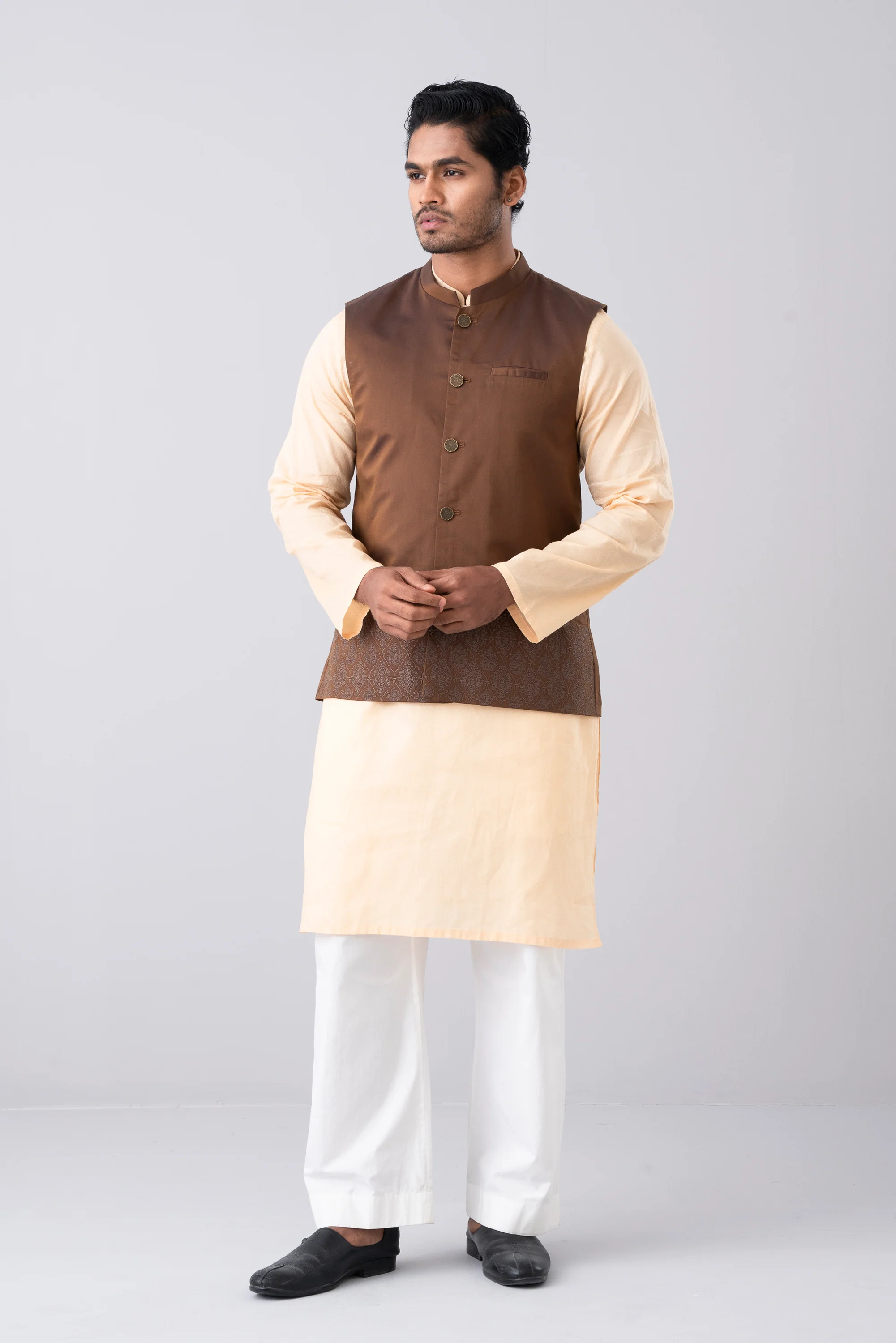 Regular Fit Embroidered Semi-Formal Waistcoat - Image 7