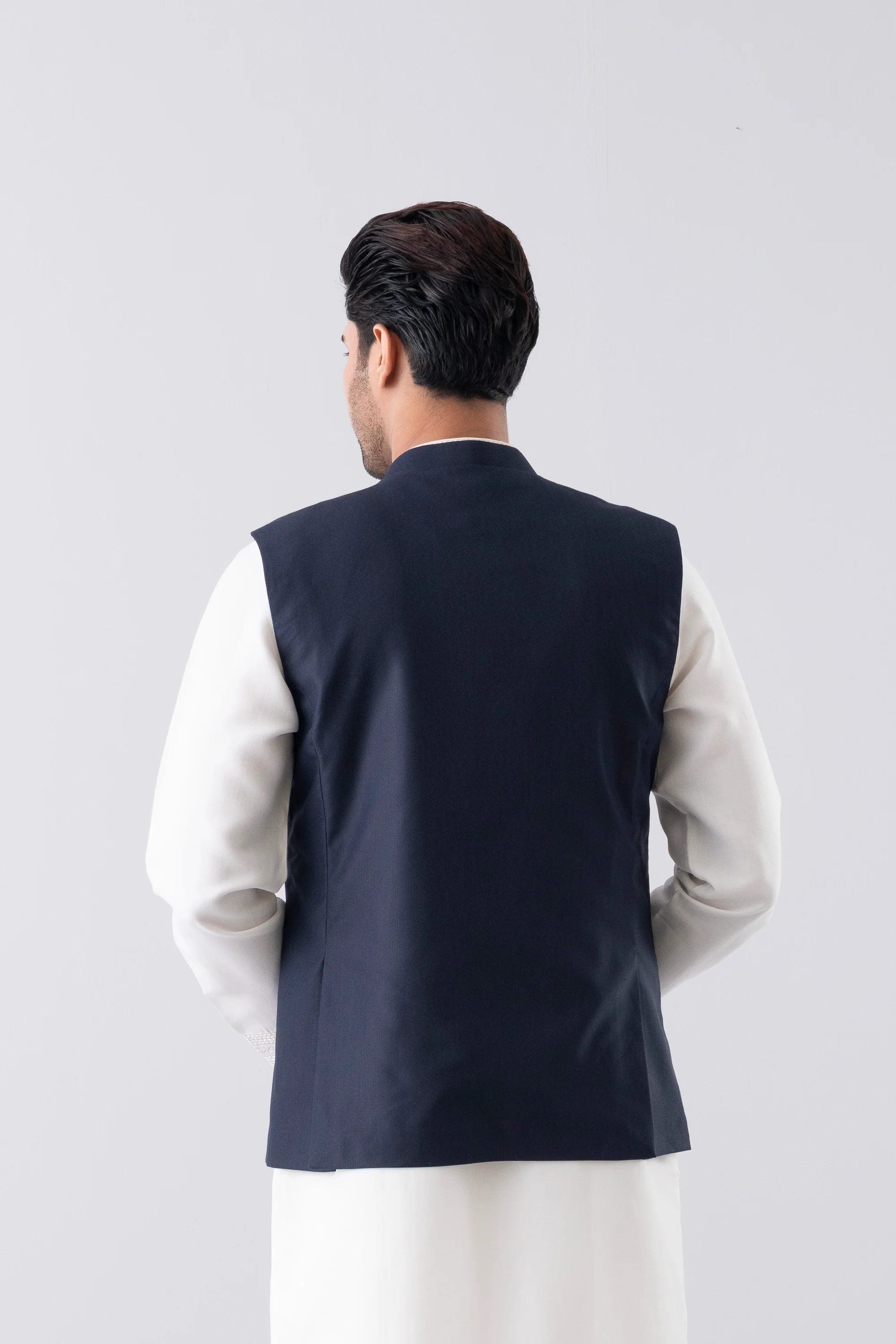 Regular Fit Blended Fabric Semi-Formal Waistcoat - Image 10