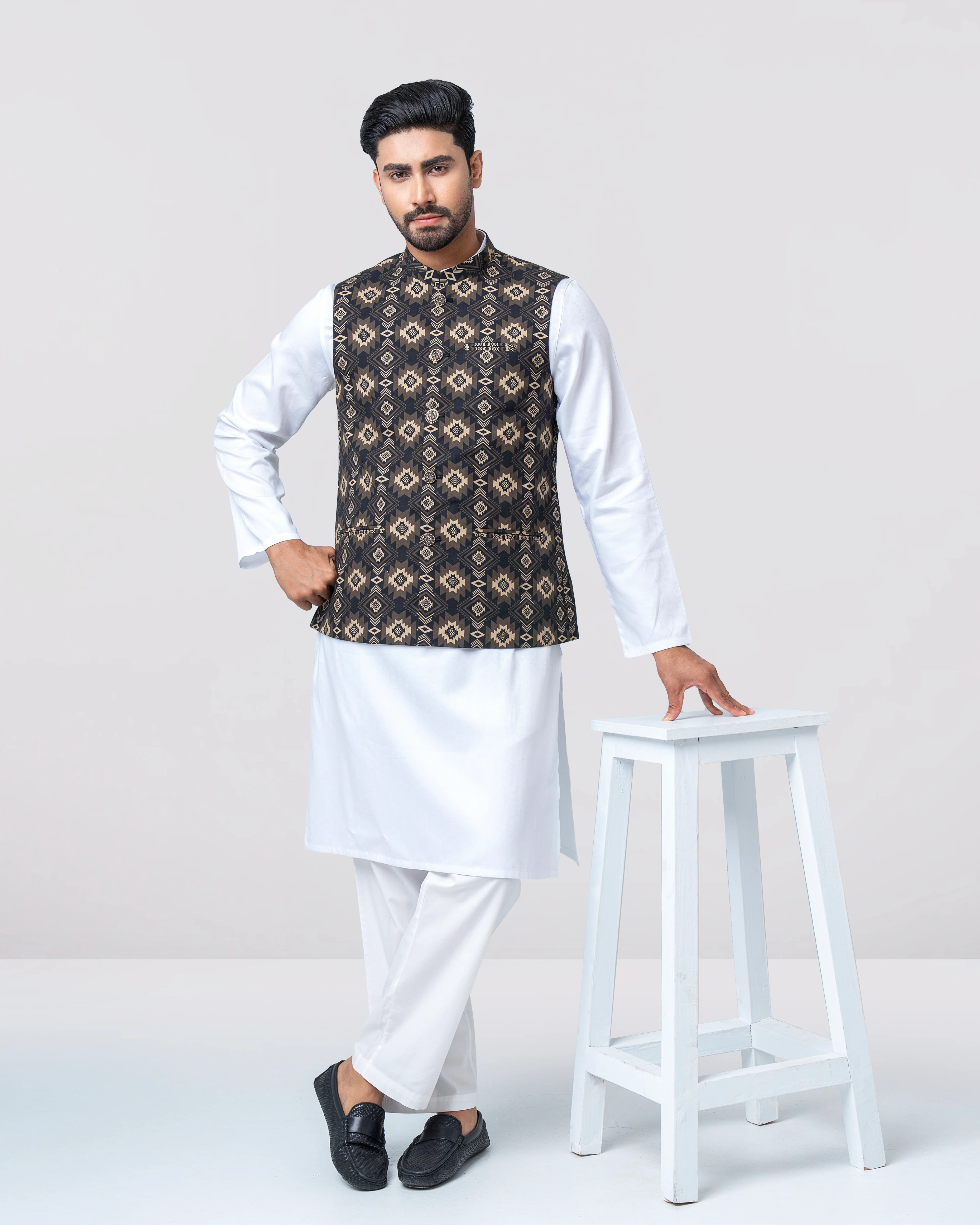 Regular Fit Waistcoat - Image 8