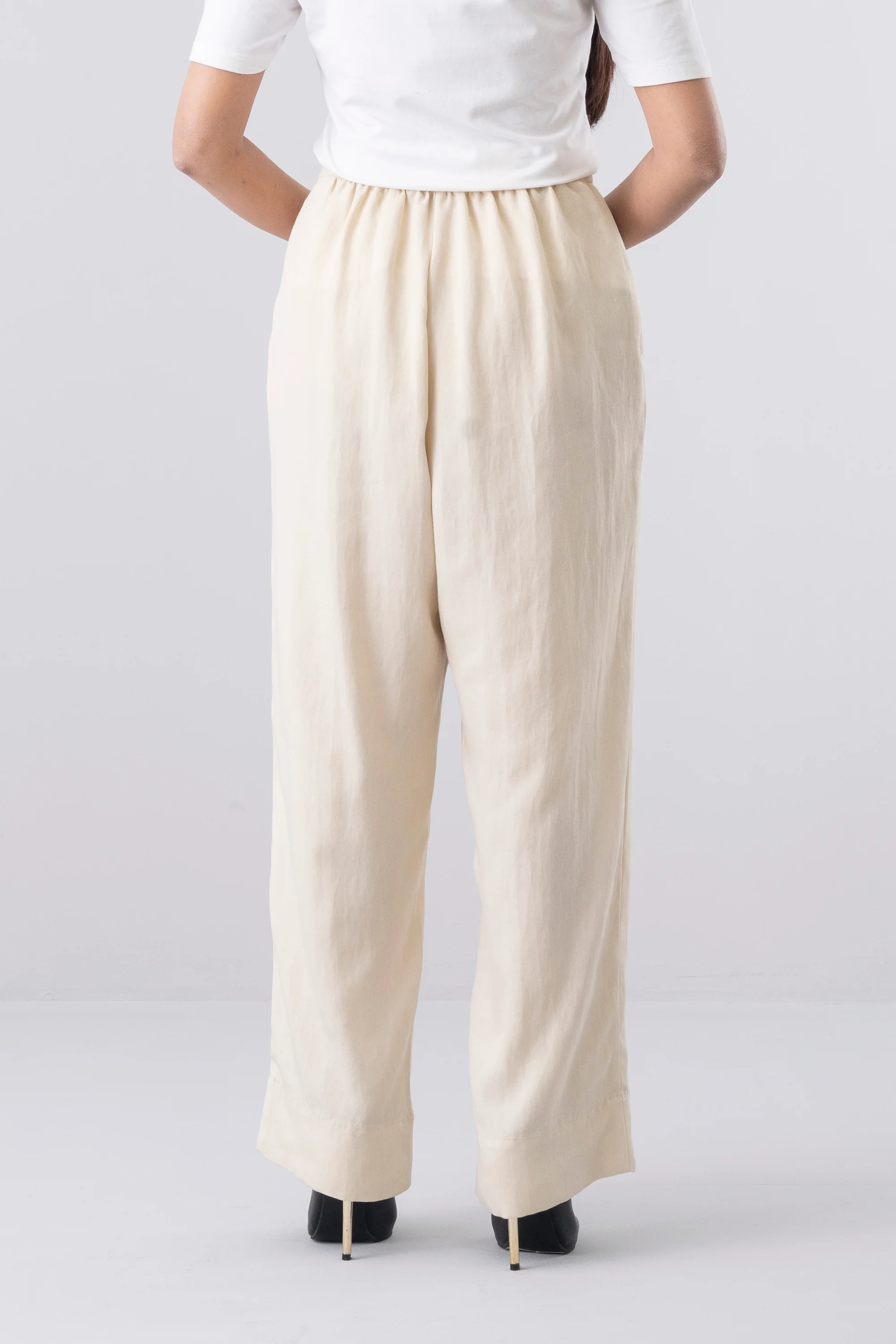 Straight Fit Slit Hem Bottom - Mystika - Image 4