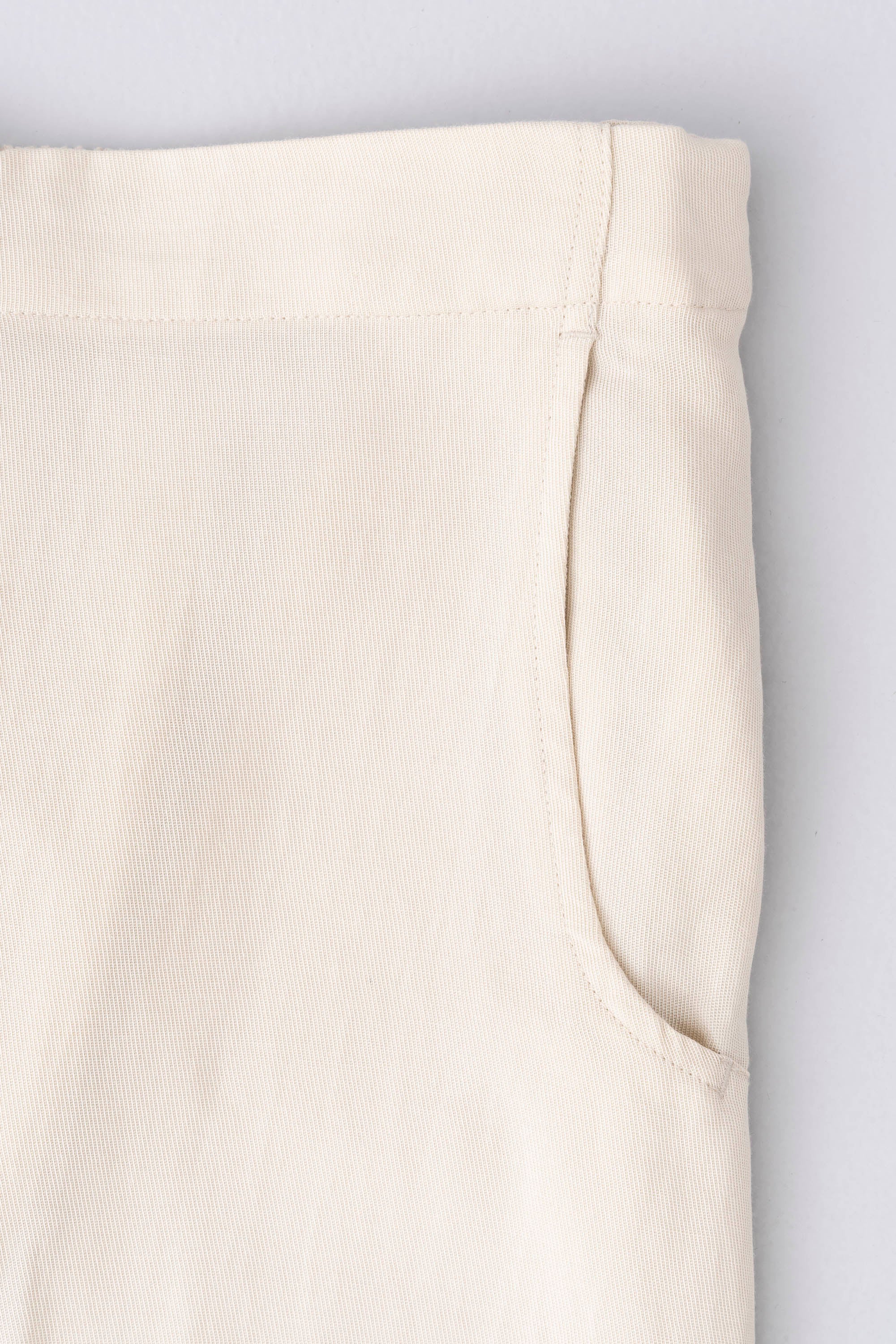 Straight Fit Slit Hem Bottom - Mystika - Image 5