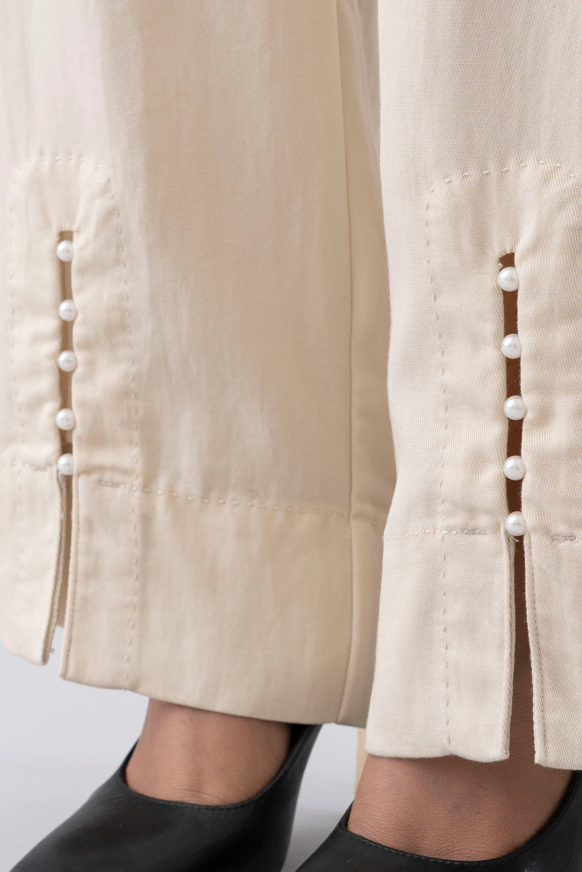 Straight Fit Slit Hem Bottom - Mystika - Image 6