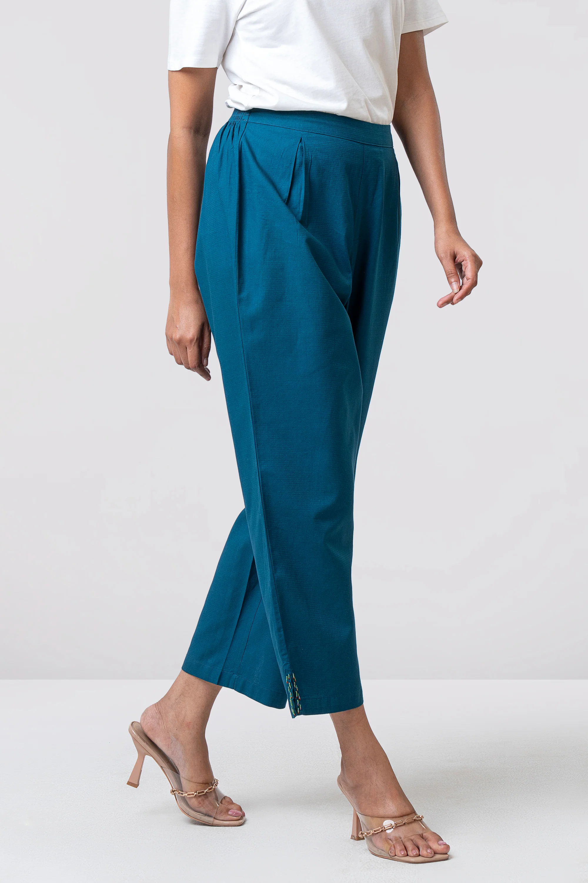 Straight Fit Textured Jacquard Pants - Mystika - Image 4