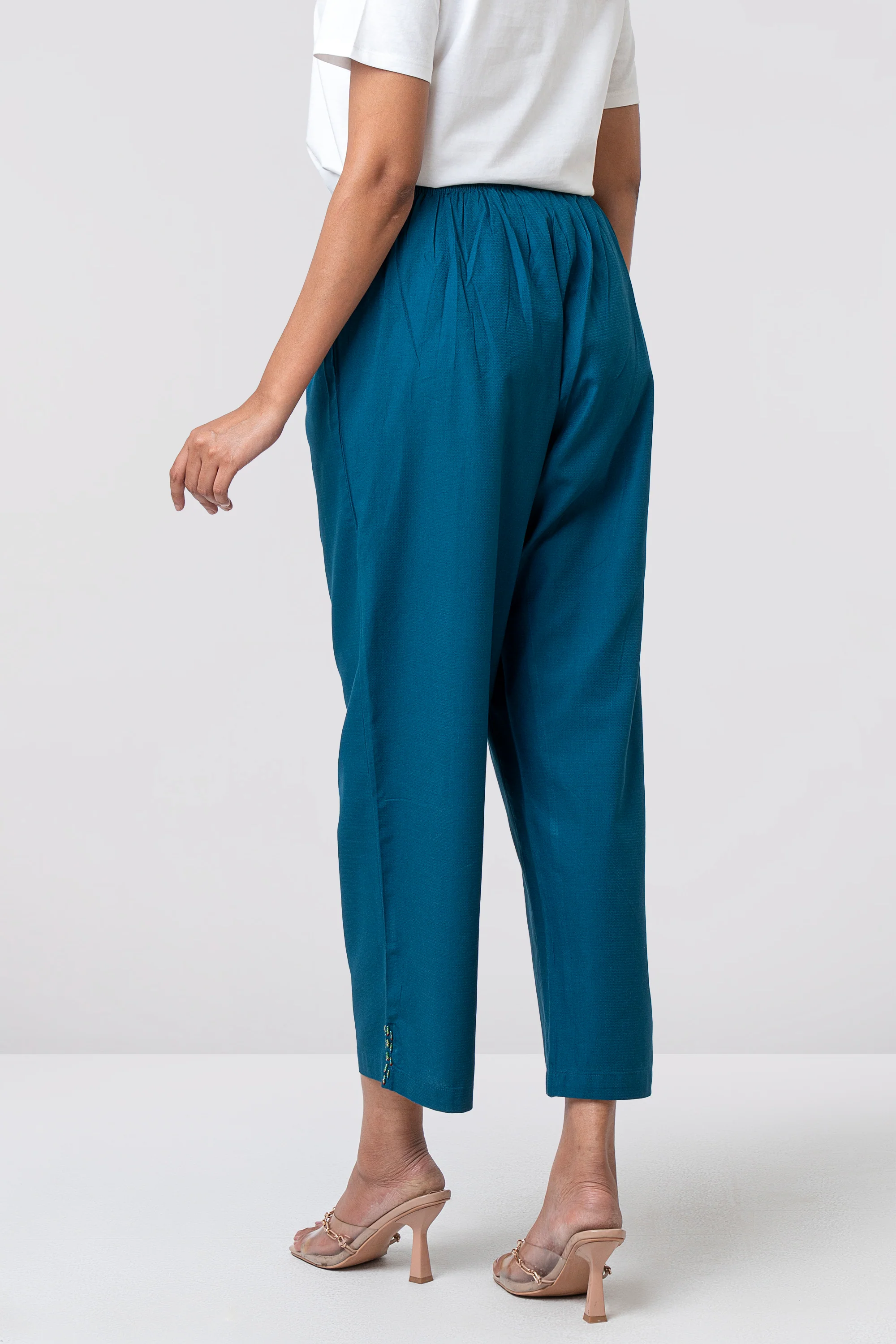 Straight Fit Textured Jacquard Pants - Mystika - Image 5