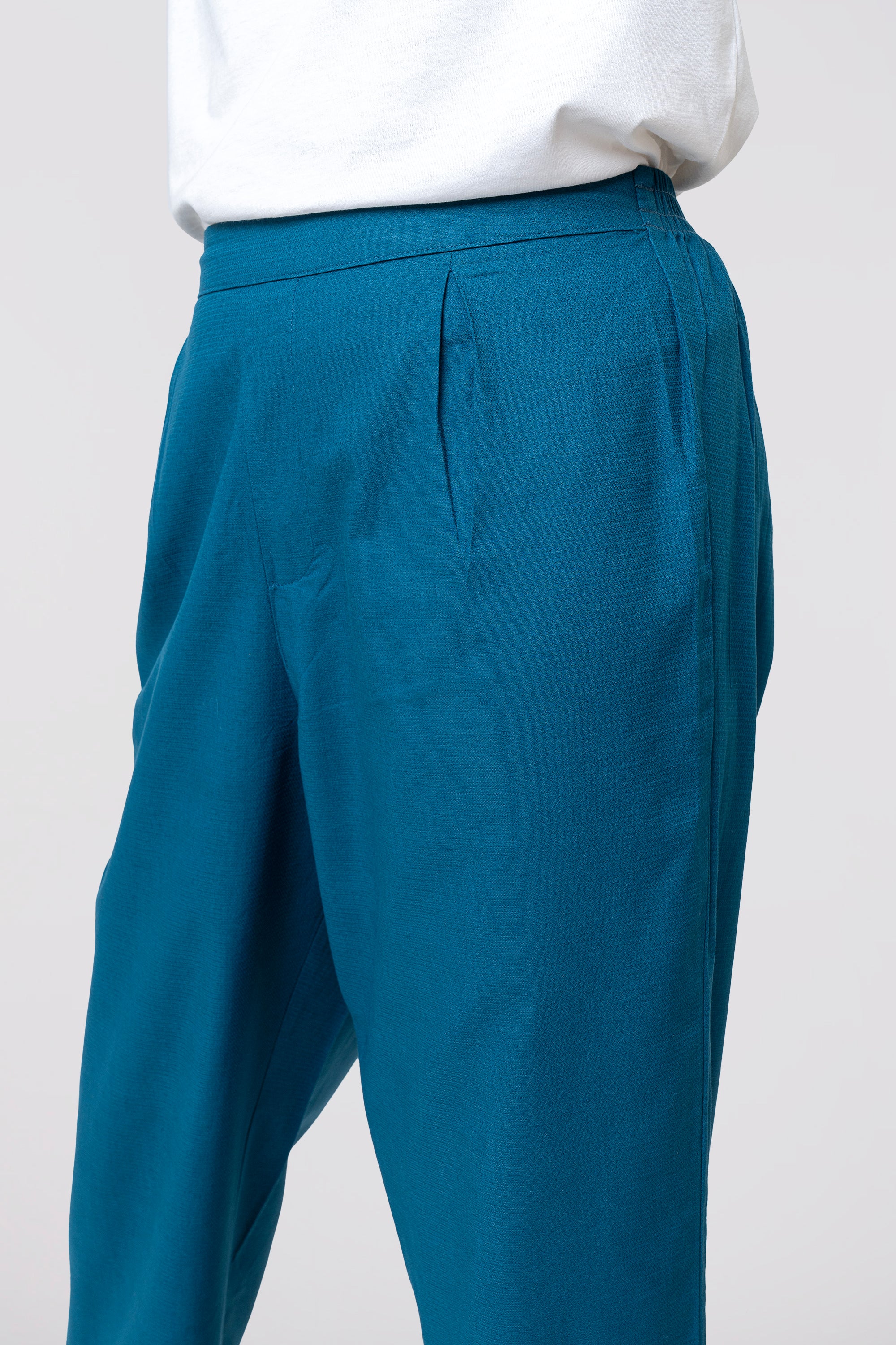 Straight Fit Textured Jacquard Pants - Mystika - Image 6