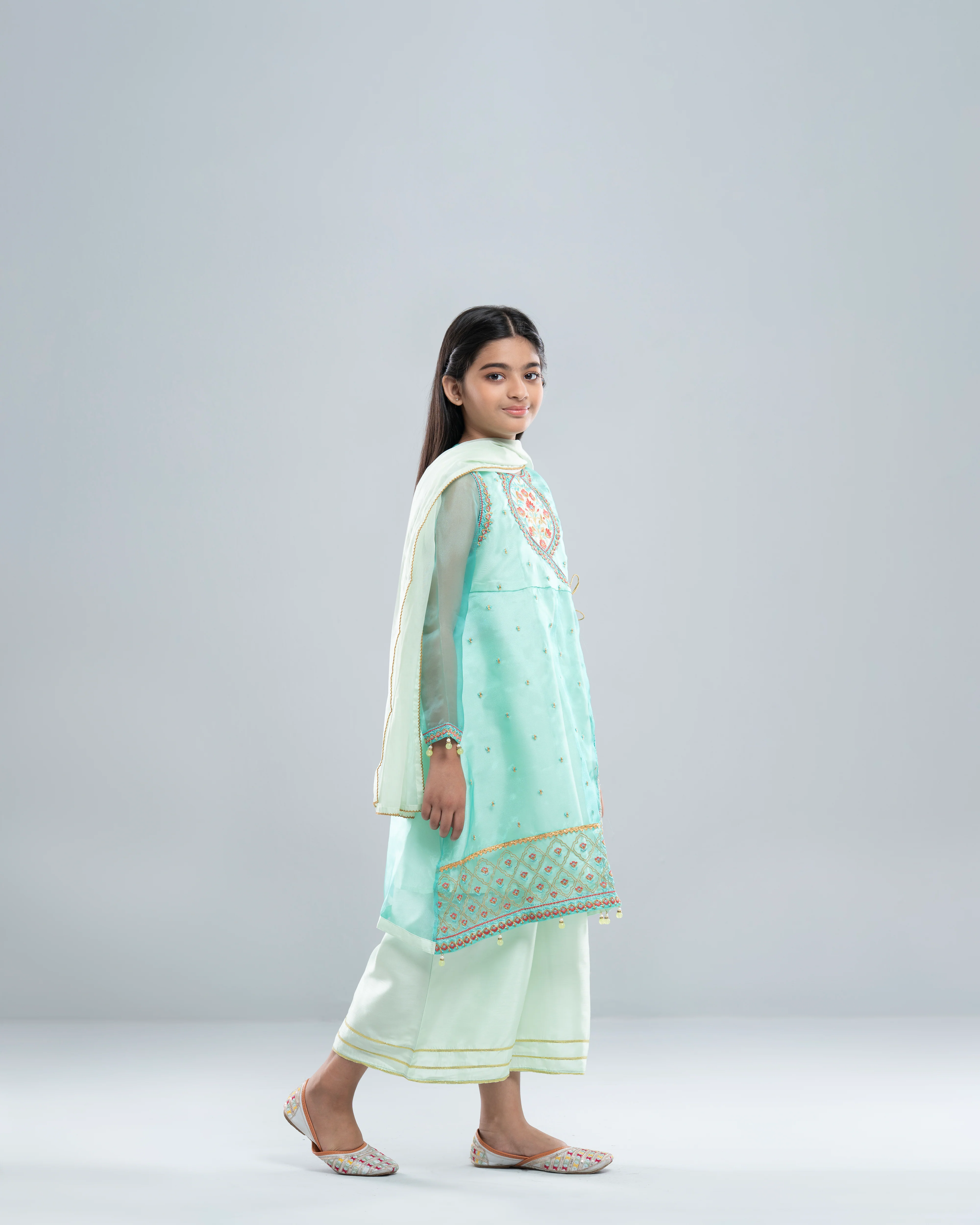 Princess Ethnic Partywear Set (6-8 Years) - Image 9