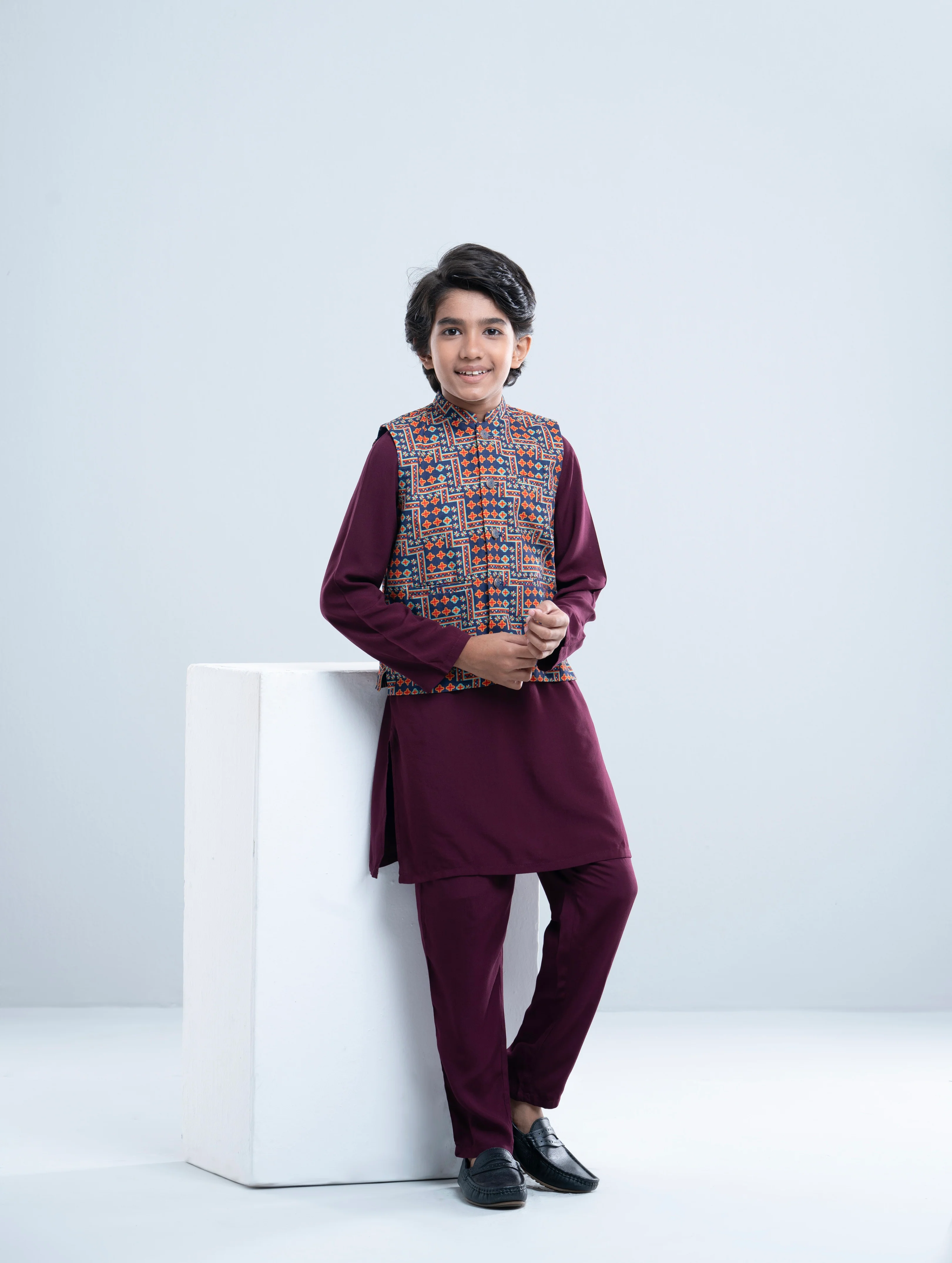 Prince Kurta Set (8-15 Years) - Image 6
